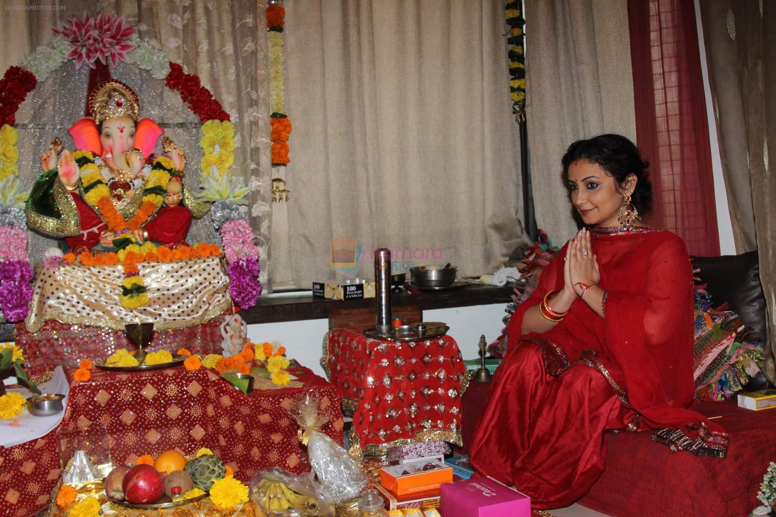 Divya Dutta's Ganpati celebrations on 18th Sept 2015