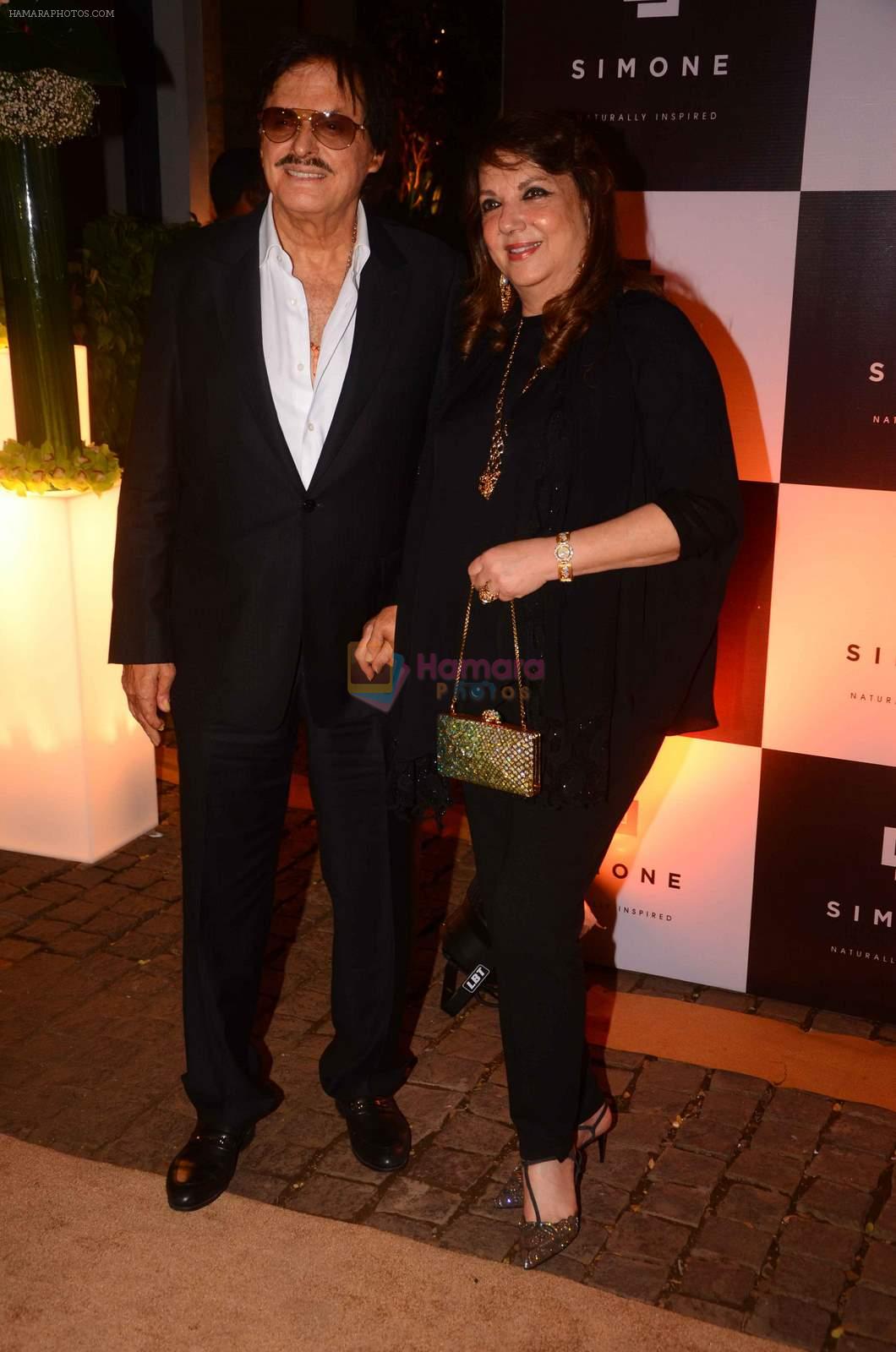 Sanjay Khan, Zarine Khan at Simone anniversary in Mumbai on 26th Sept 2015