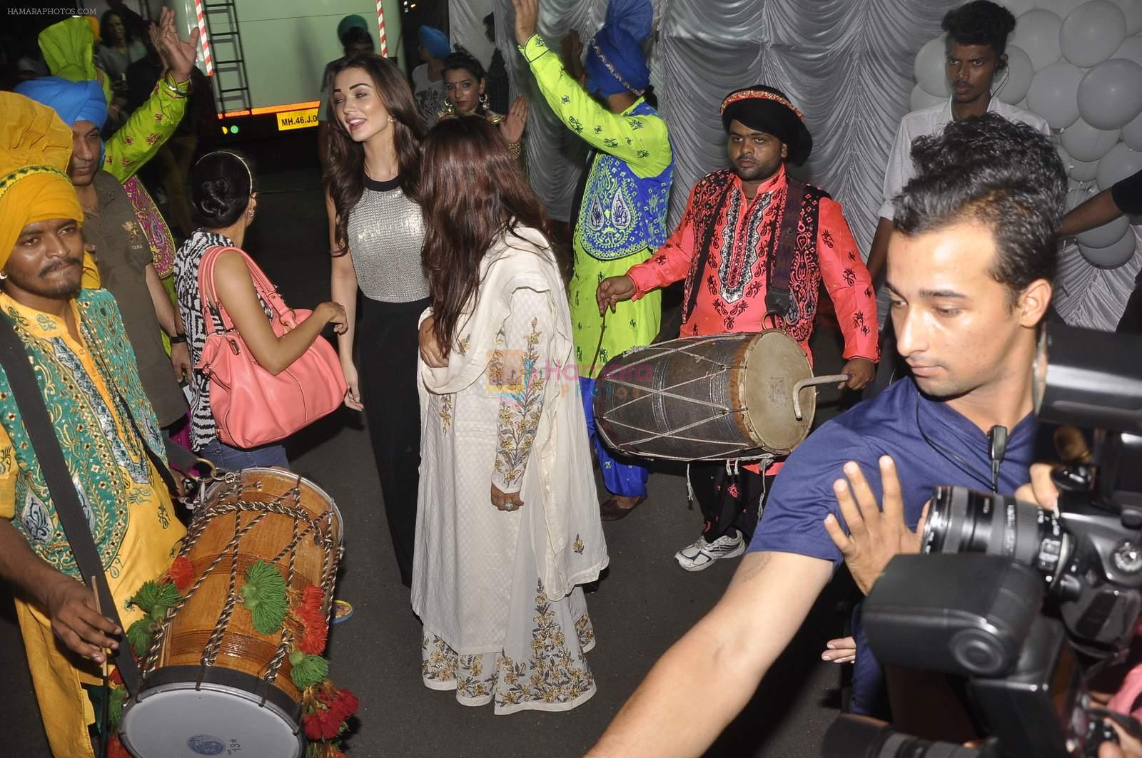 Amy Jackson at Singh is Bling screening hosted by Bawas in Chandan on 1st Oct 2015