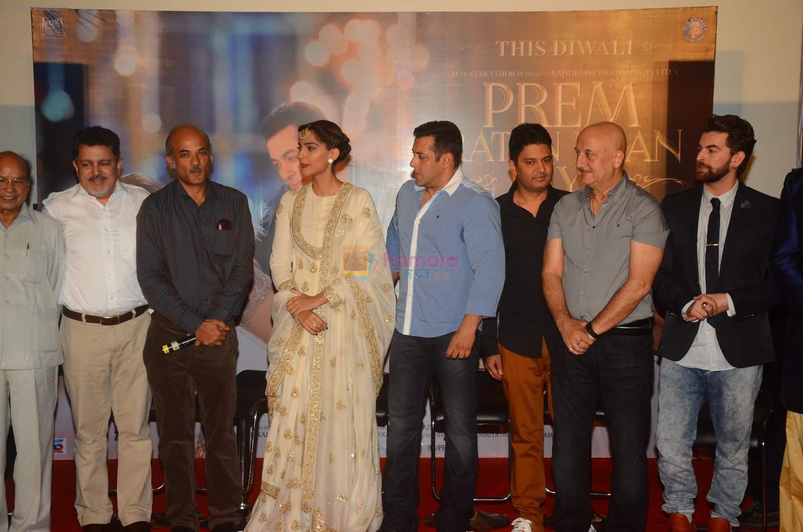 Sonam Kapoor, Salman Khan, Bhushan Kumar, Anupam Kher, Neil Mukesh  at Prem Ratan Dhan Payo trailor launch in PVR on 1st Oct 2015