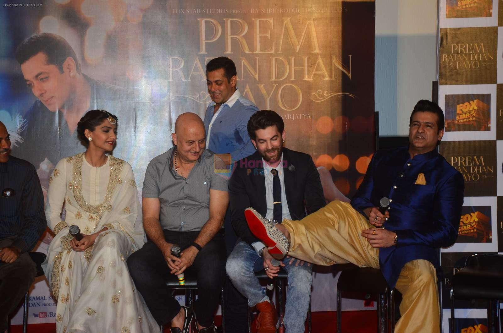 Sonam Kapoor, Salman Khan, Bhushan Kumar, Anupam Kher, Neil Mukesh, Armaan Kohli at Prem Ratan Dhan Payo trailor launch in PVR on 1st Oct 2015