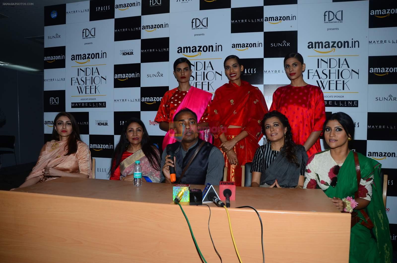 Soha Ali Khan, Deepti Naval, Mini Mathur, Konkona Sen Sharma on day 1 of Amazon india fashion week on 7th Oct 2015,1