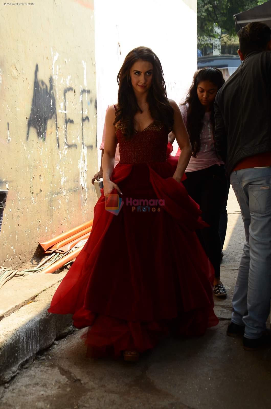 Lauren Gottlieb at Jhalak dikhhla jaa reloaded grand finale shoot in Filmistan on 7th Oct 2015