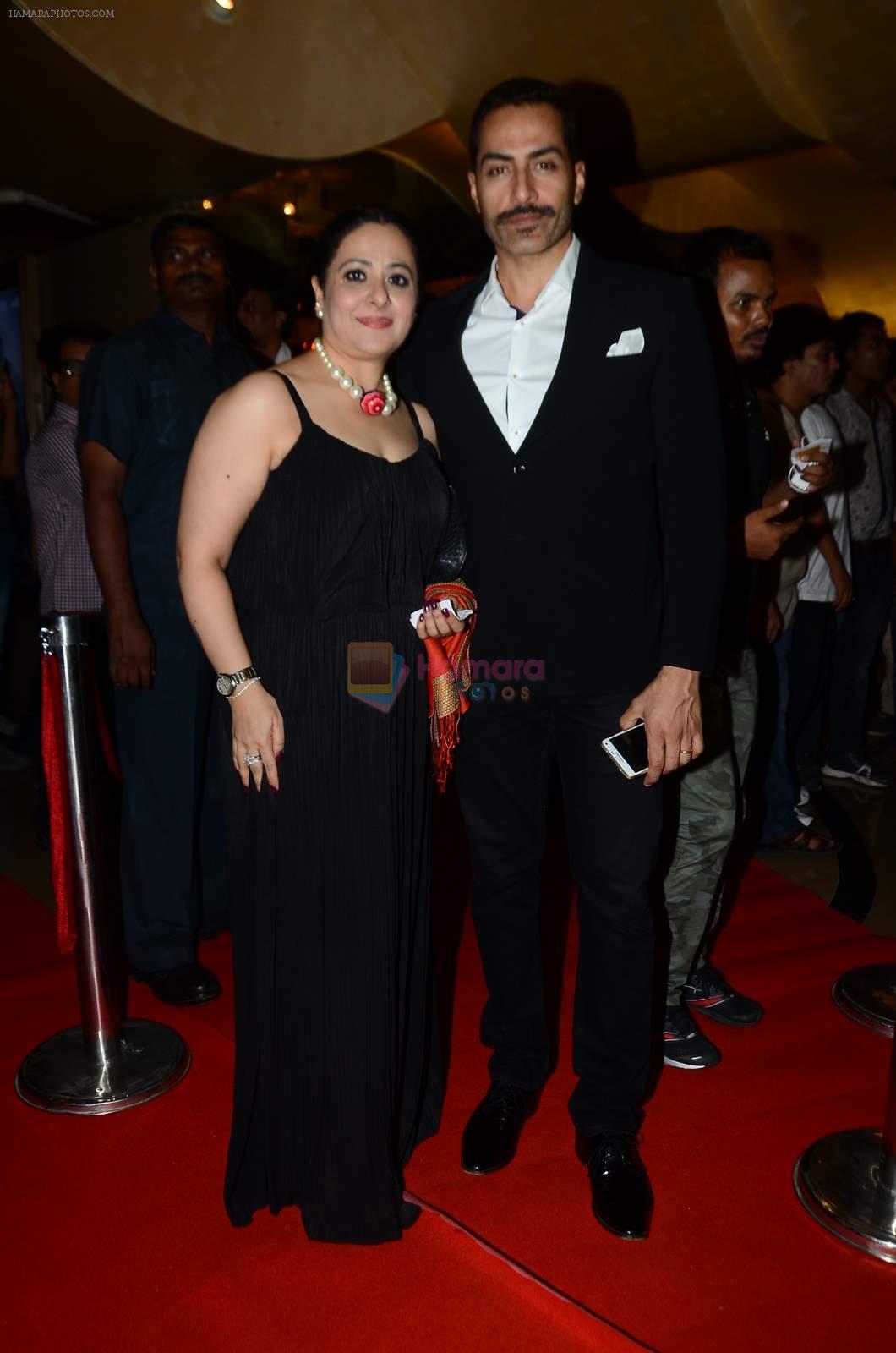 Sudhanshu Pandey at Jazbaa premiere on 8th Oct 2015
