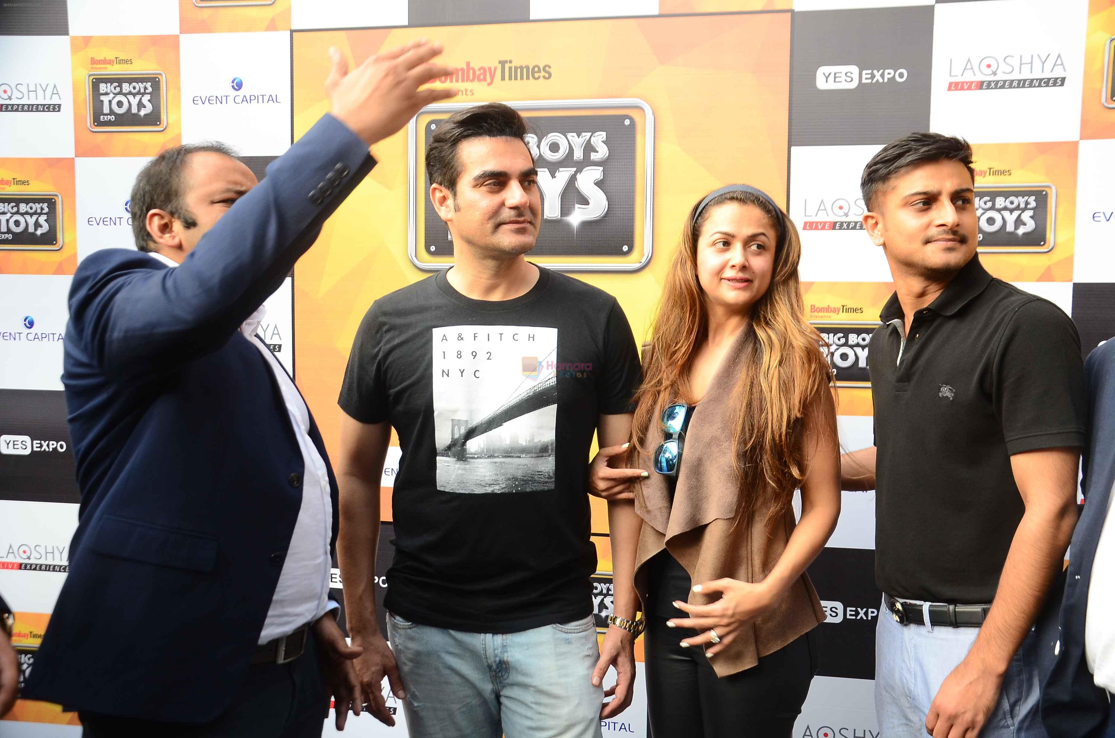 Amrita Arora, Arbaaz Khan at Big Boys Toys Event on 11th Oct 2015