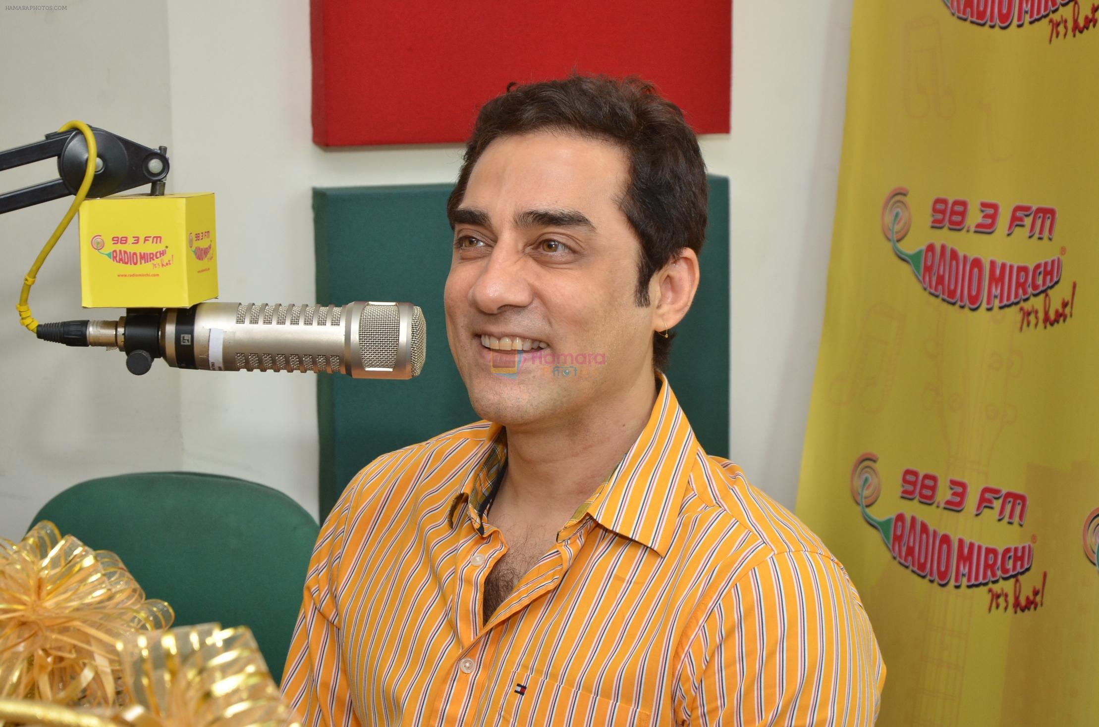 Faisal Khan promote the film Chinar Daastan -E-Ishq in Radio Mirchi Studio on 14th Oct 2015
