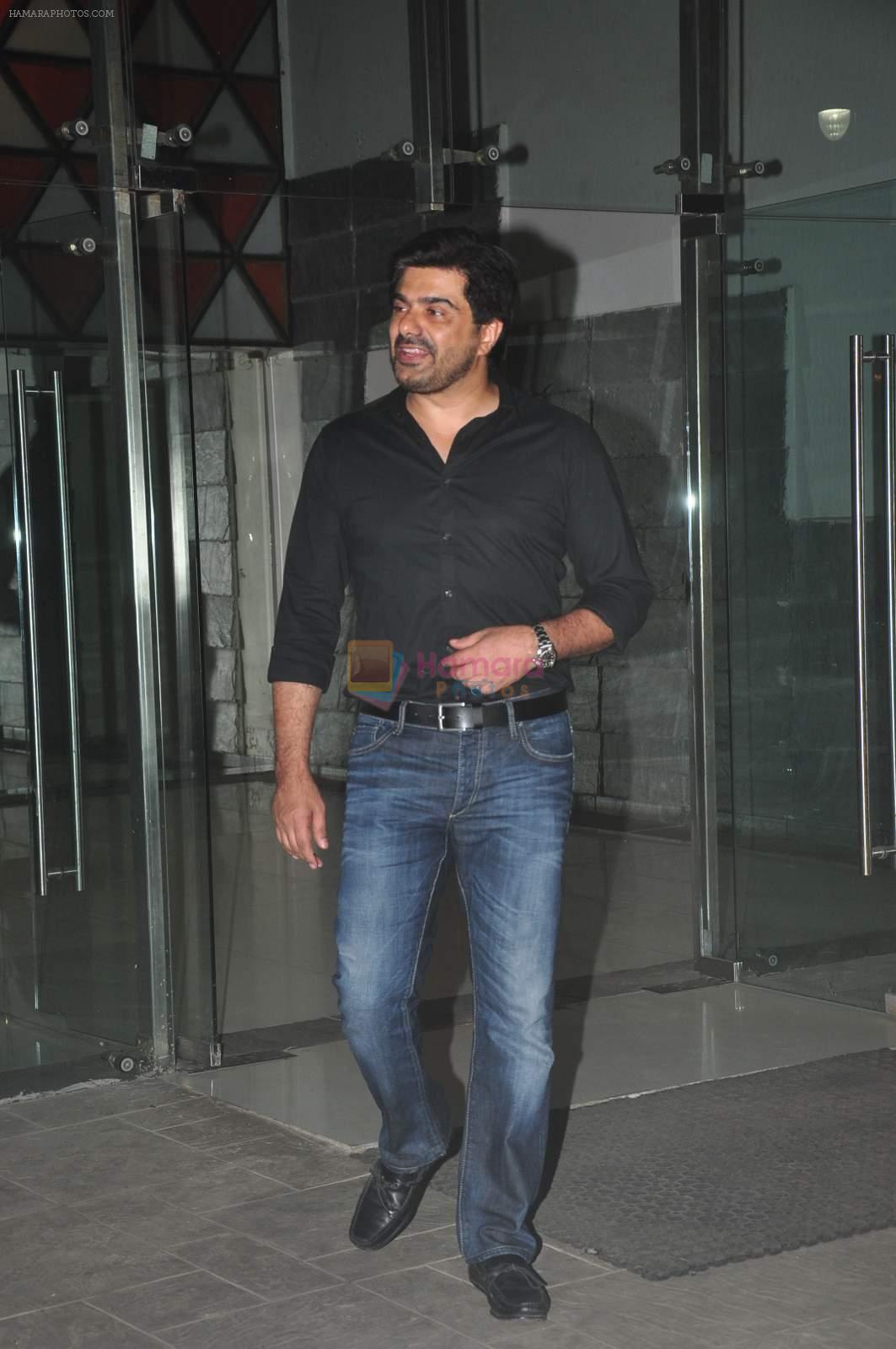 Sameer Soni at Sanjay Kapoor's bday on 16th Oct 2015