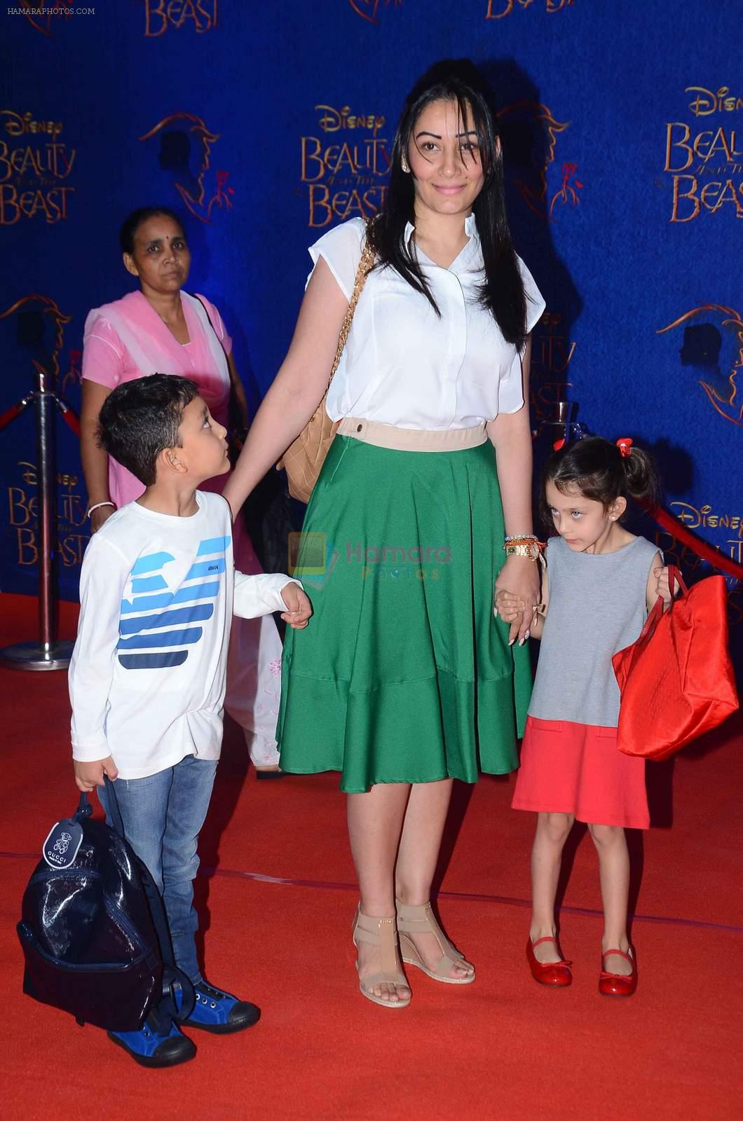 Manyata Dutt at Beauty and the Beast red carpet in Mumbai on 21st Oct 2015