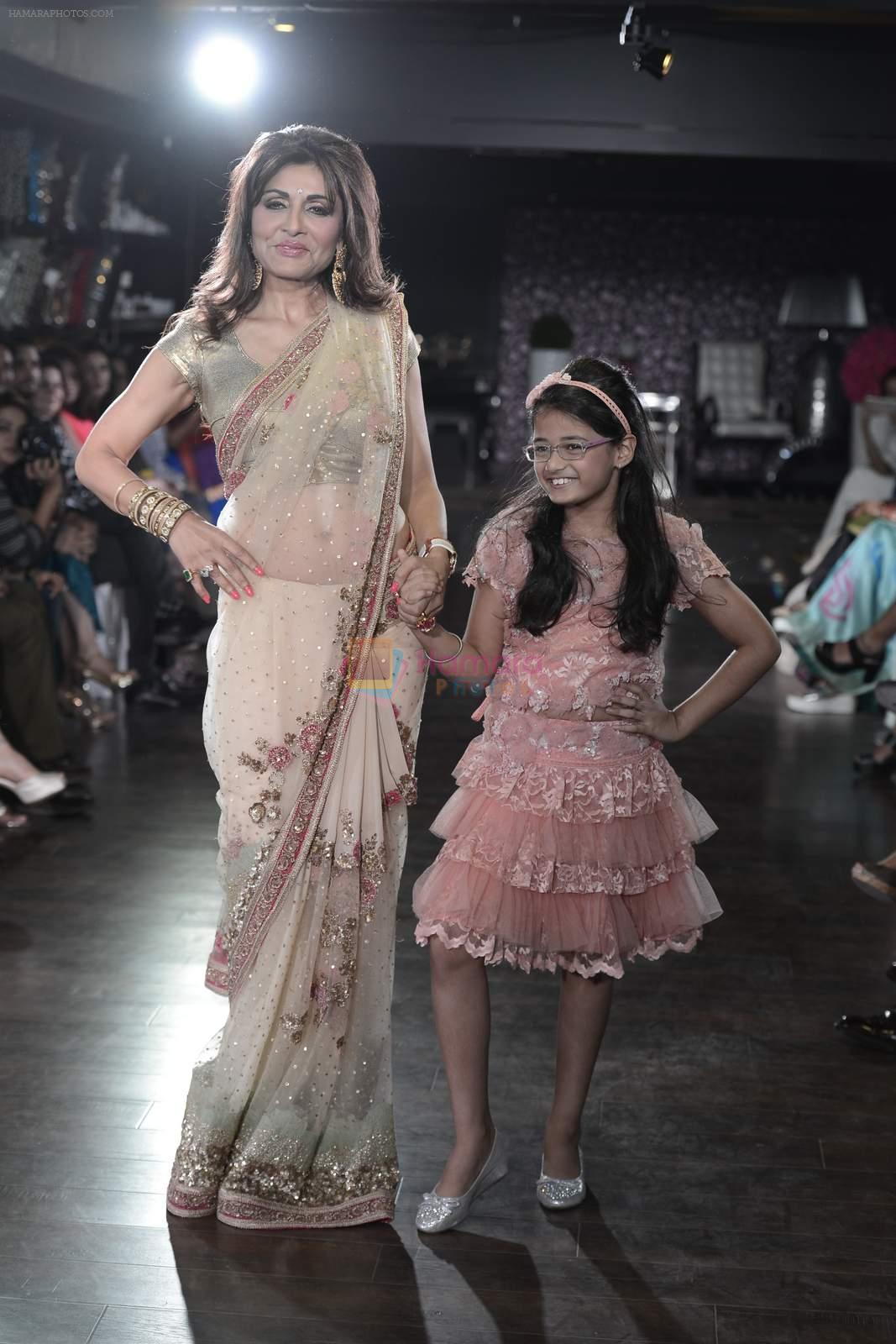 Queenie Dhody walks for Amy Billimoria charity show in Juhu, Mumbai on 26th Oct 2015