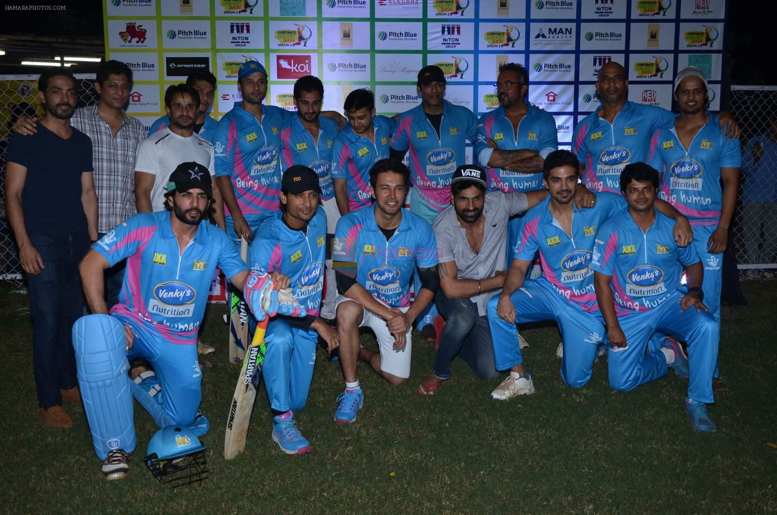Rajneesh Duggal at Mumbai Heroes corporate cricket match in Santacruz on 26th Oct 2015