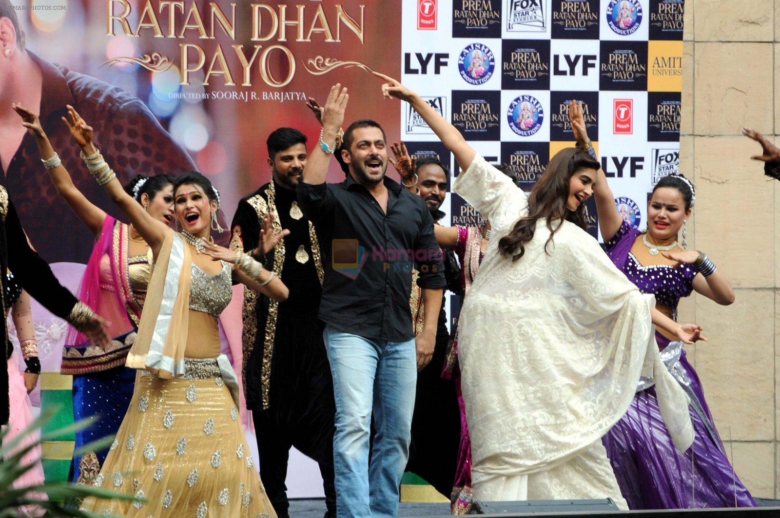 Salman Khan, Sonam Kapoor promote Prem Ratan Dhan Payo at Noida on 4th Nov 2015