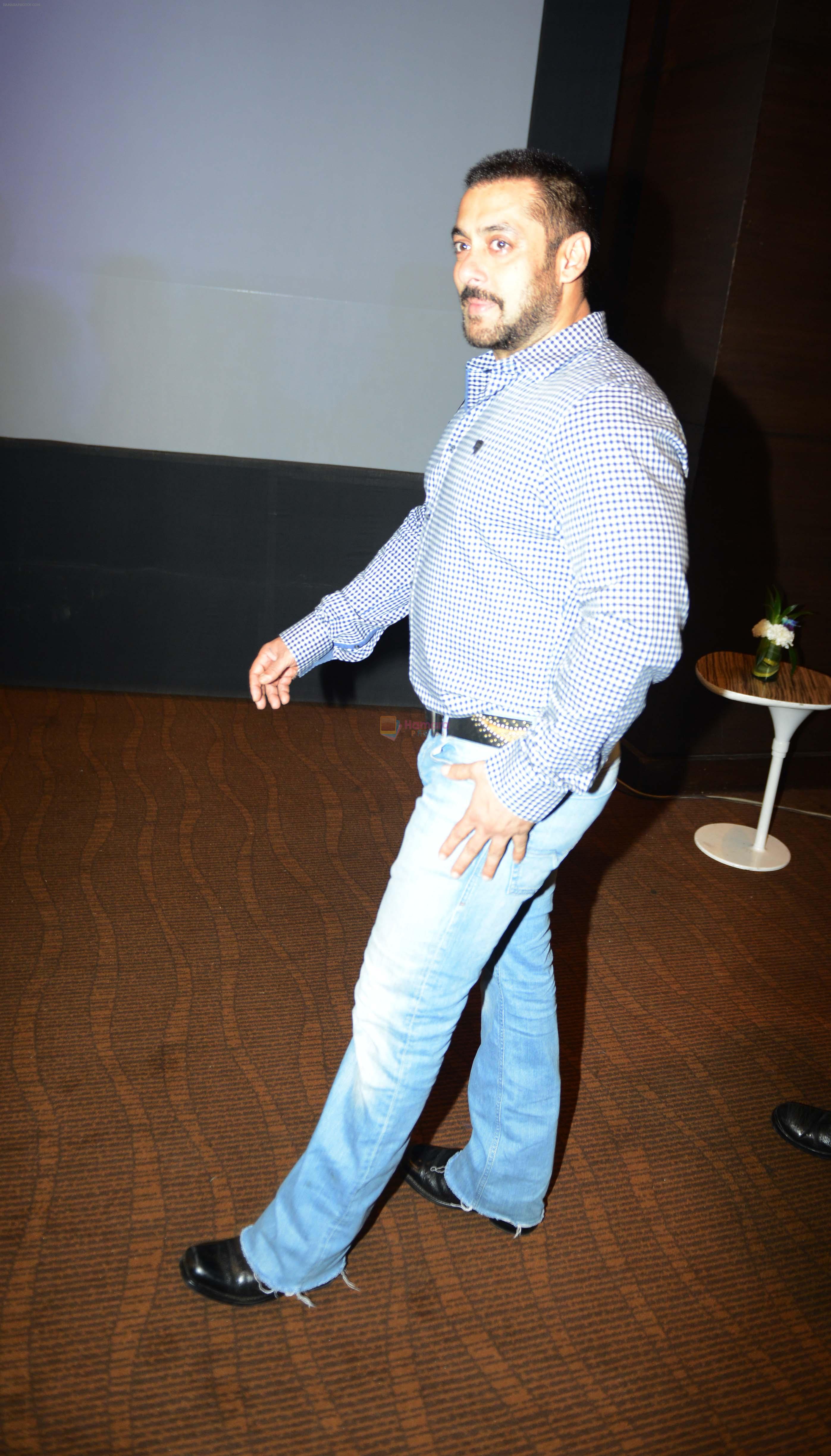 Salman Khan at the Press Conference Prem Ratan Dhan Payo in Le Meridan new delhi on 4th Nov 2015