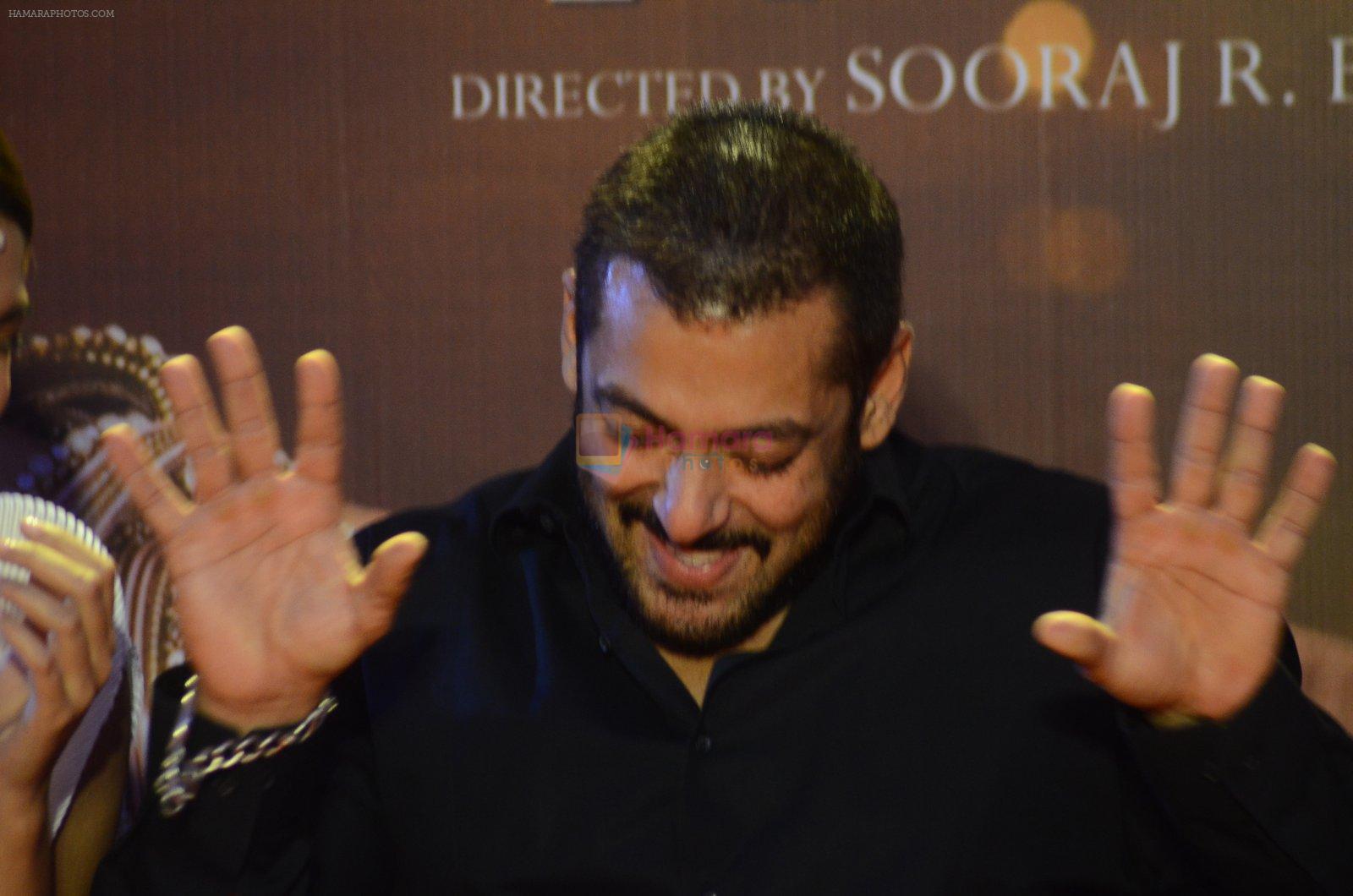 Salman Khan at Prem Ratan Dhan Payo press Meet on 8th Nov 2015