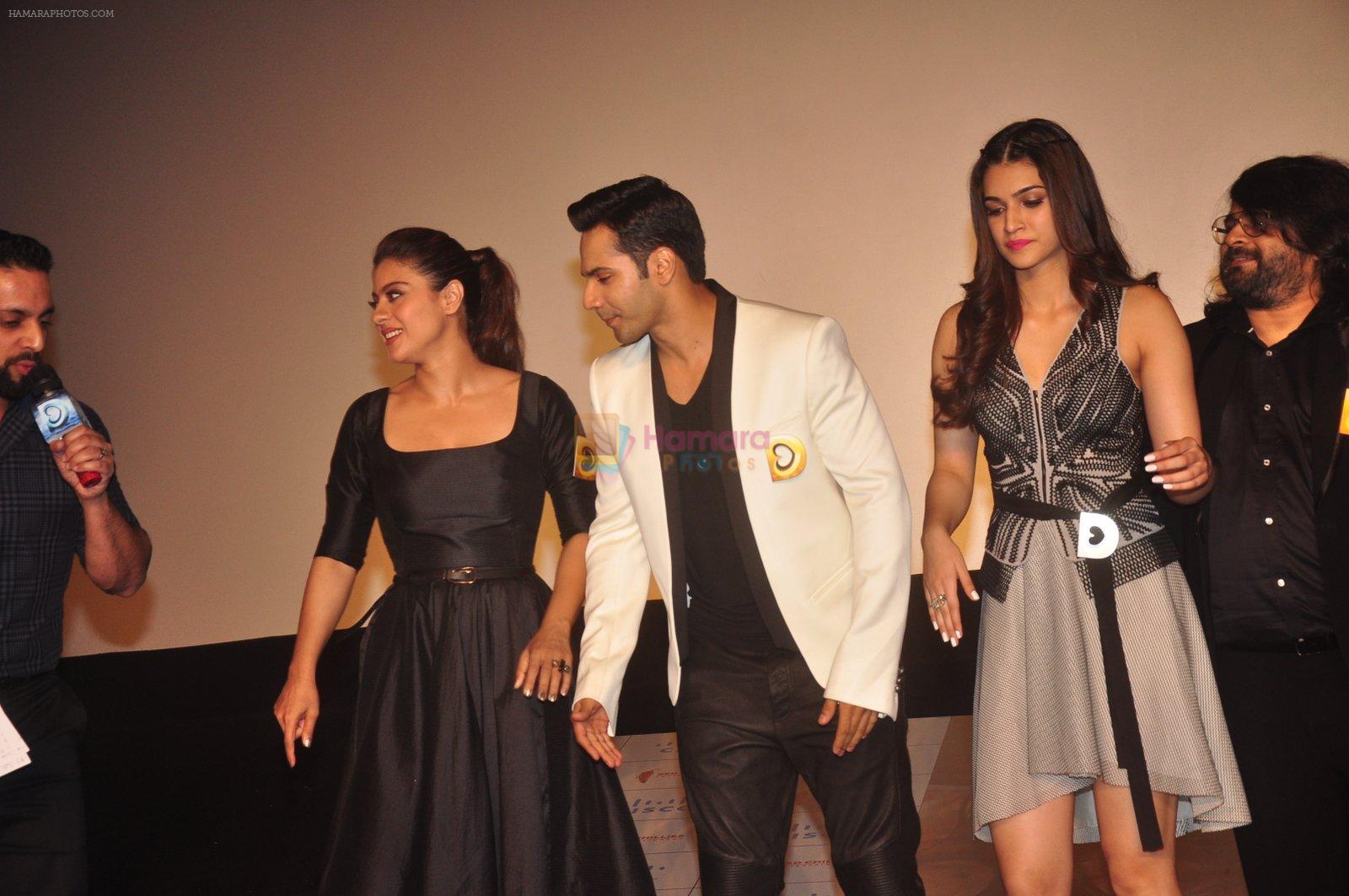 Kajol, Varun Dhawan, Kriti Sanon at Dilwale Trailor launch on 9th Nov 2015
