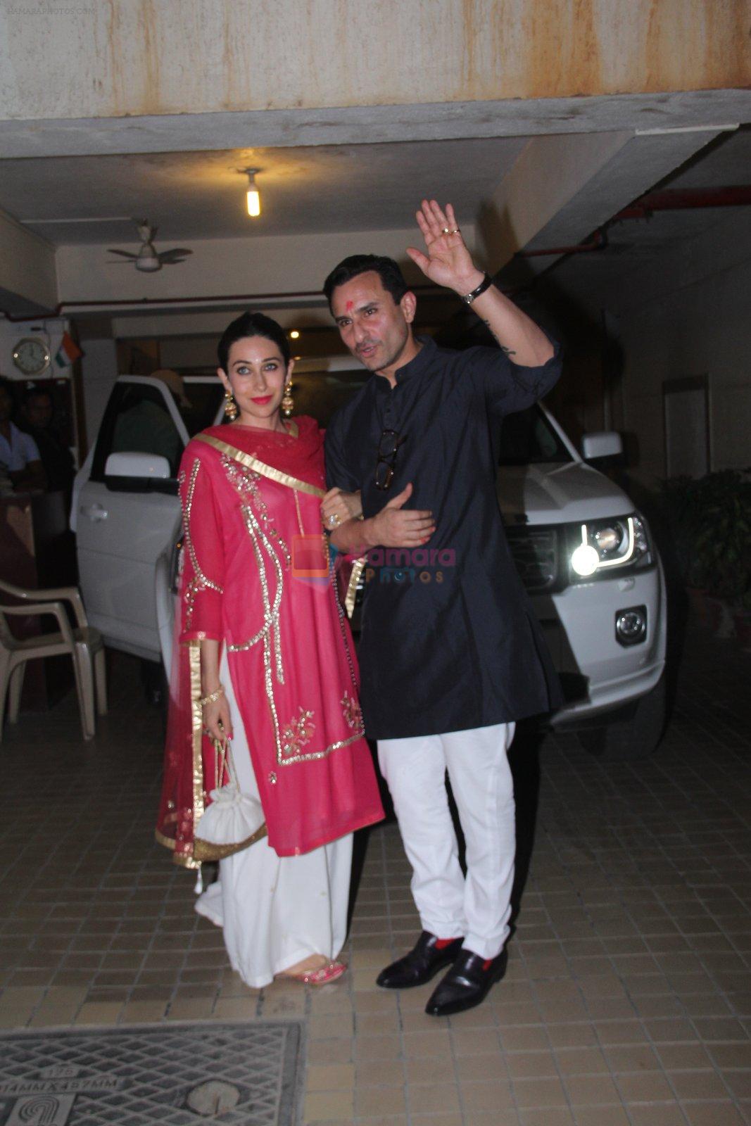 Karishma Kapoor, Saif Ali Khan at Saif Ali Khan's Diwali Bash on 11th Nov 2015
