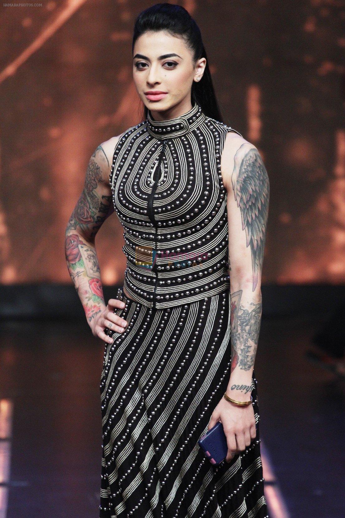 VJ Bani at the GRAND FINALE of ZEE TV's I Can Do That on 18th Nov 2015