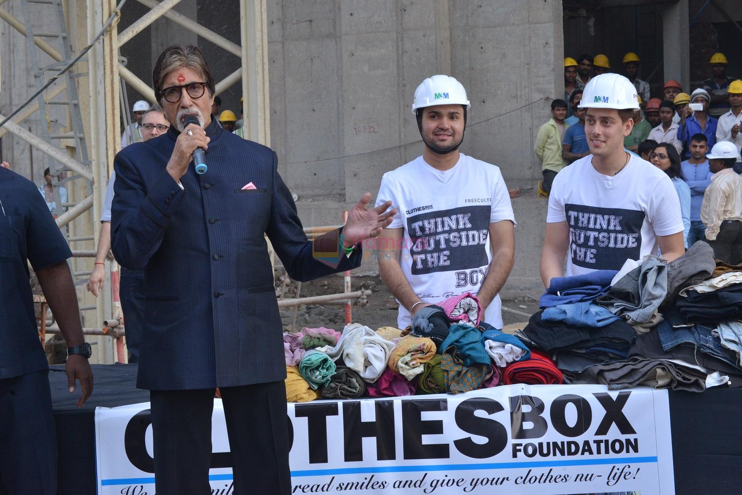 Amitabh Bachchan at Gurgaon construction site for Clothes Box Foundation donation