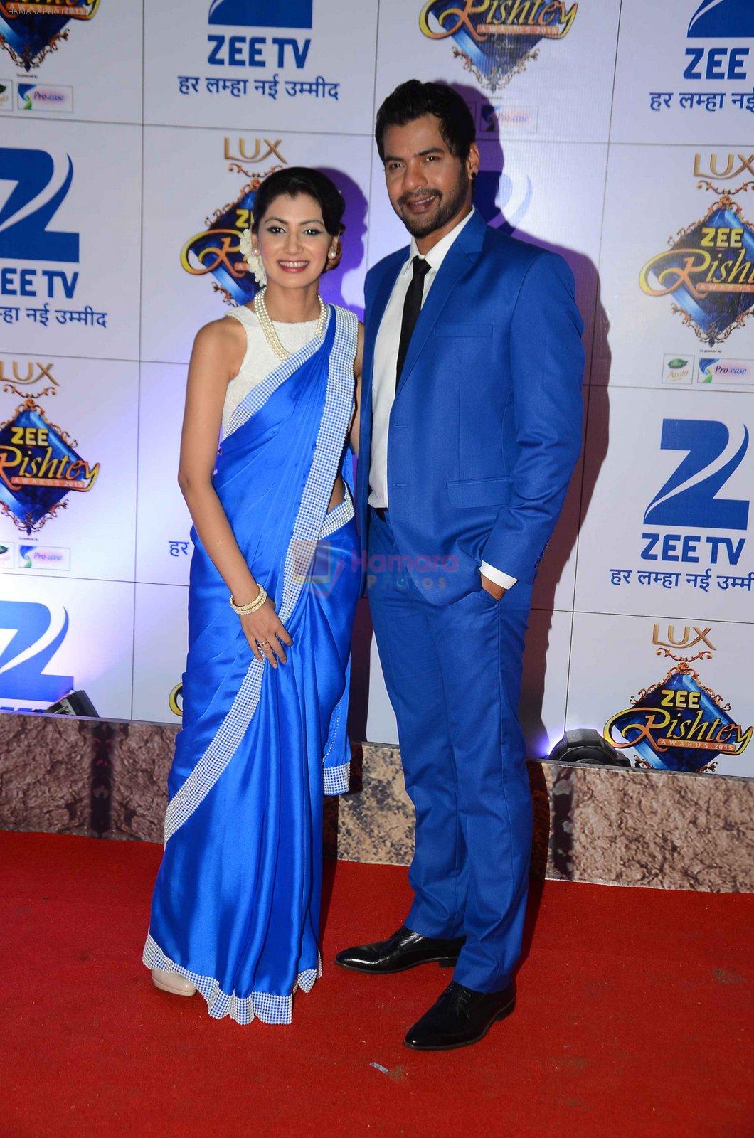 Shabbir Ahluwalia at Zee Rishtey Awards in Mumbai on 21st Nov 2015