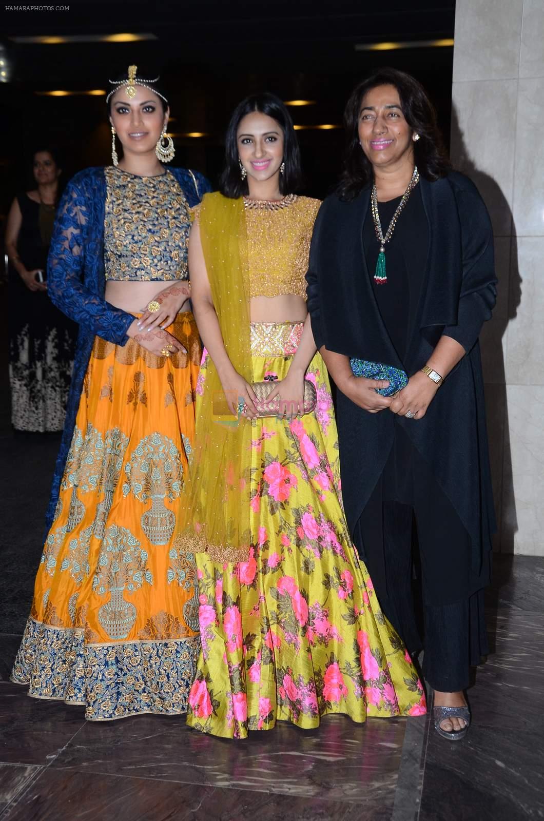 Anushka Ranjan, Anu Ranjan  at Masaba's wedding reception on 22nd Nov 2015