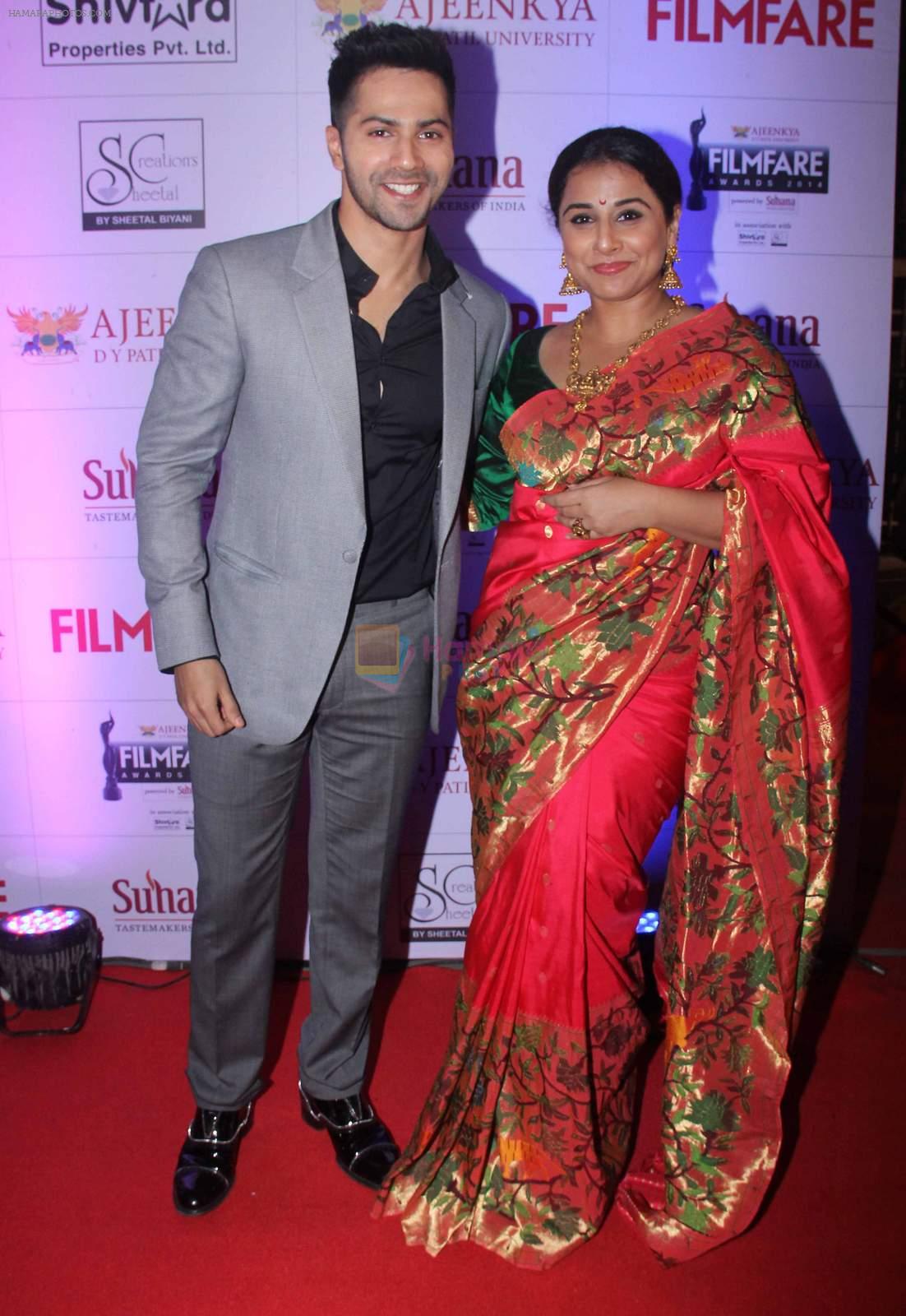 Varun Dhawan & Vidya Balan at the Red Carpet of _Ajeenkya DY Patil University Filmfare Awards