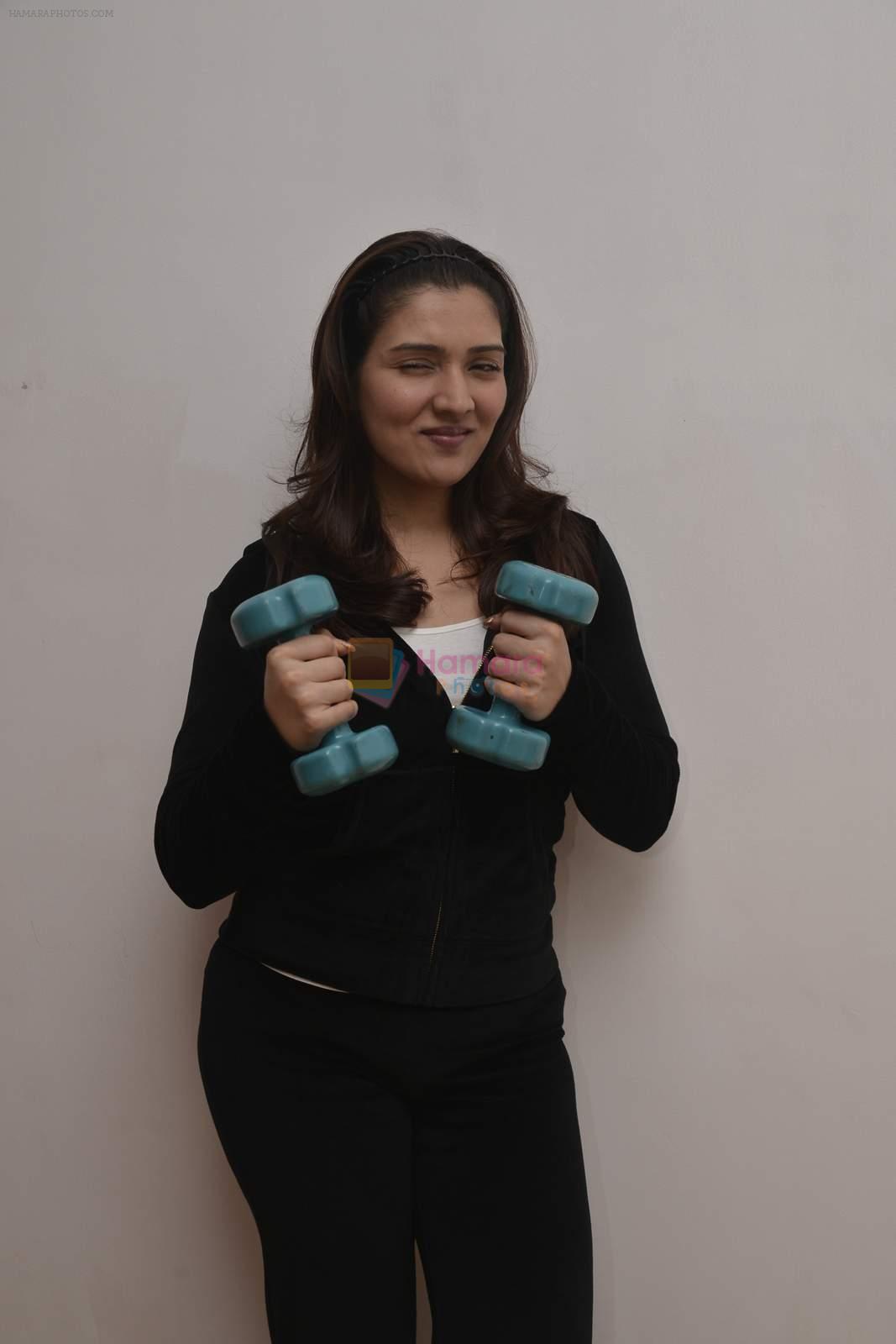 Tina Ahuja snapped at an tv interview on fitness on 23rd Nov 2015