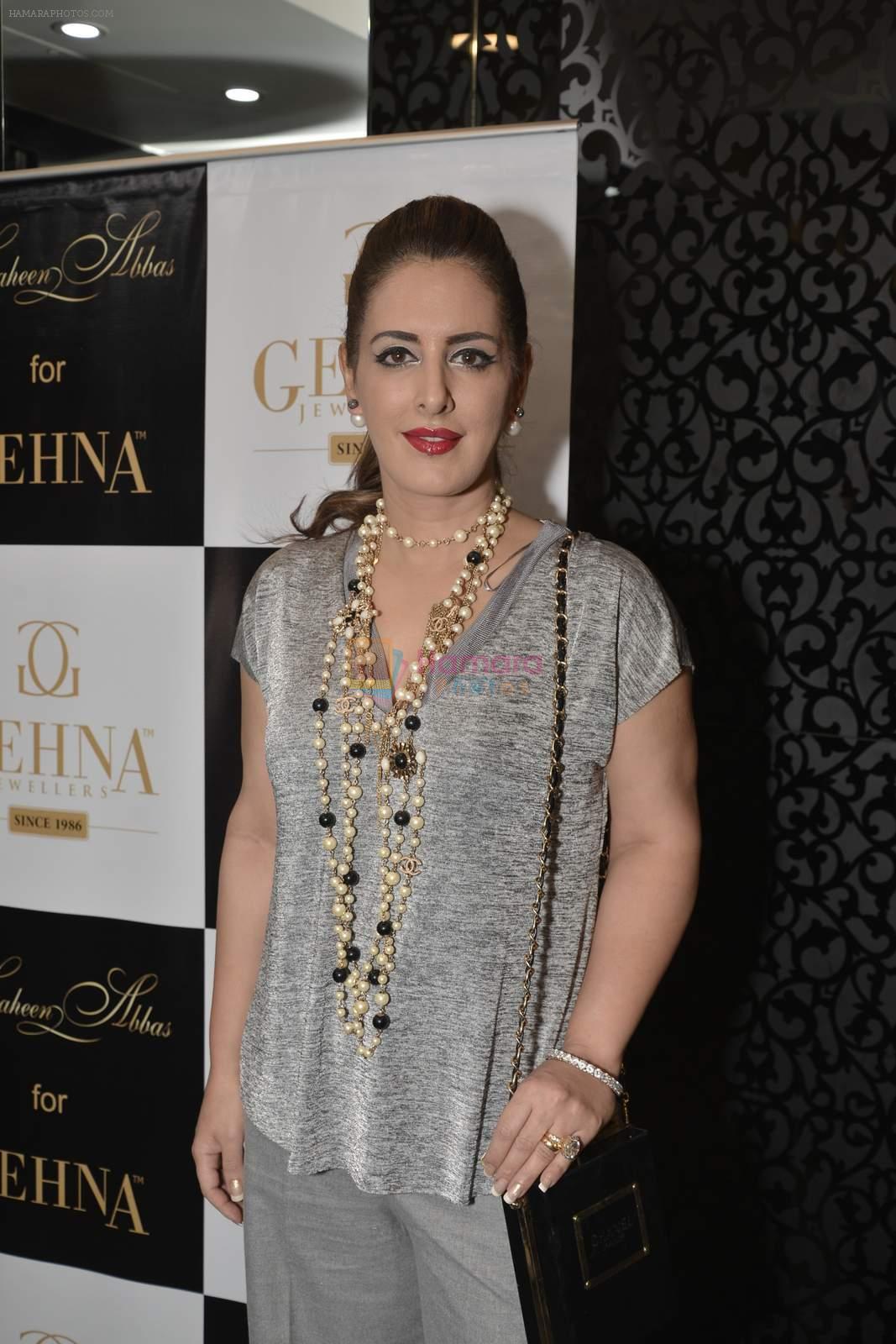 Pria Kataria Puri at Shaheen Abbas collection launch in Gehna Store on 24th Nov 2015
