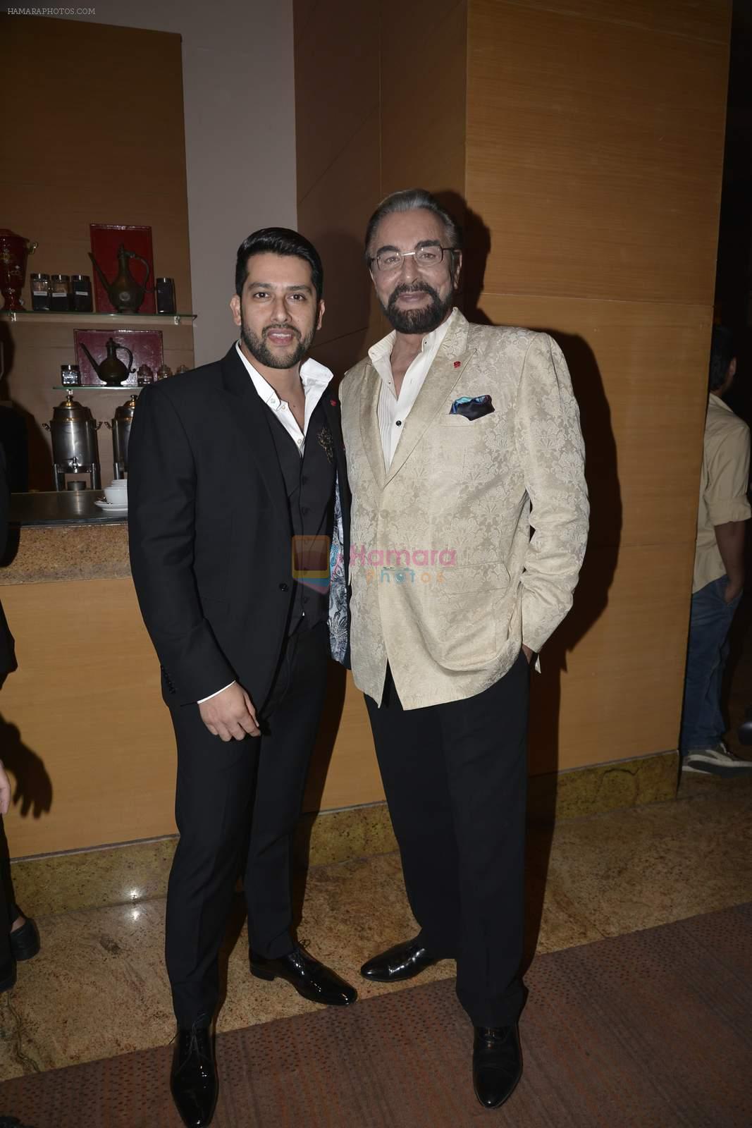 Aftab Shivdasani, Kabir Bedi at GQ Fashion Nights Red Carpet on 1st Dec 2015
