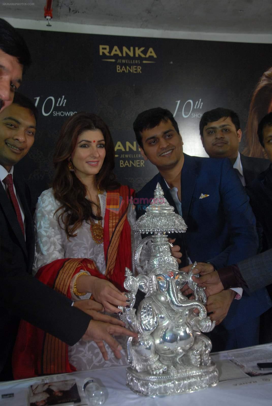 Twinkle Khanna inaugurates RANKA jewelllers 10th showroom at Baner , Pune on 3rd Dec 2015