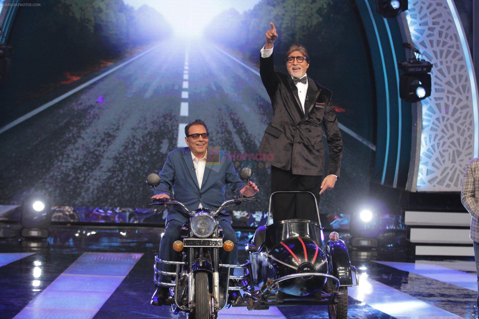 Amitabh Bachchan, Dharmendra at Big B's show integration with Ghayal returns on 4th Dec 2015