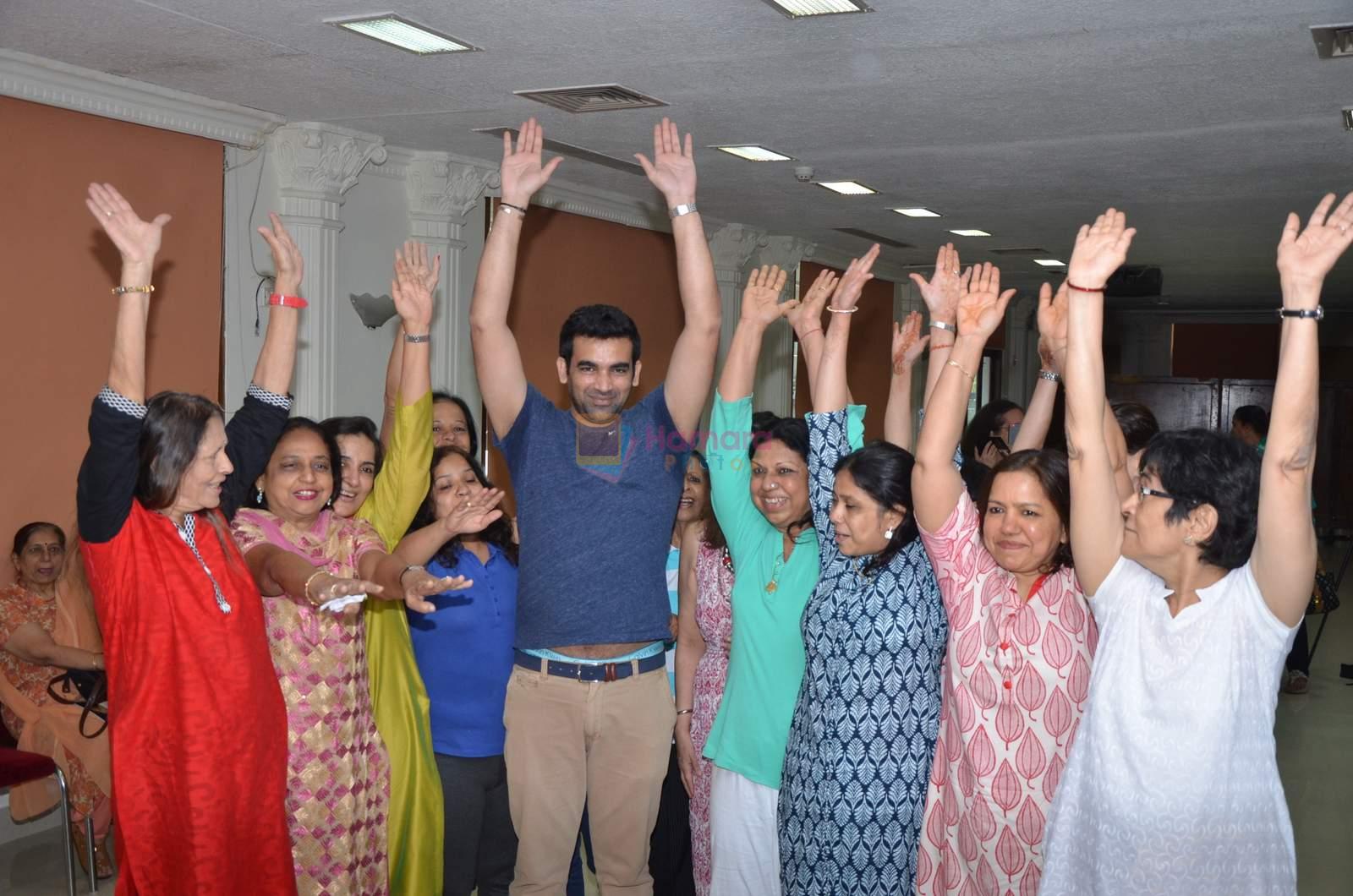 Zaheer Khan fitness camp for IMC ladies on 8th Dec 2015