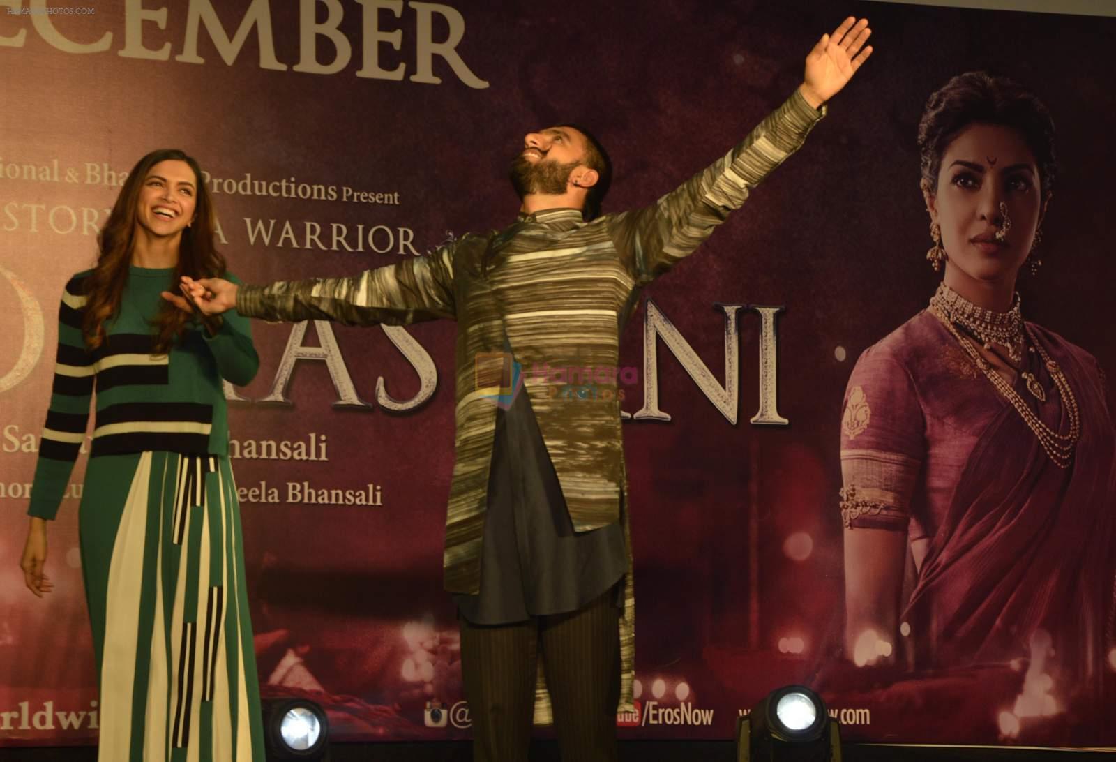 Deepika Padukone, Ranveer Singh promotes Bajirao Mastani at Gurgaon on 13th Dec 2015