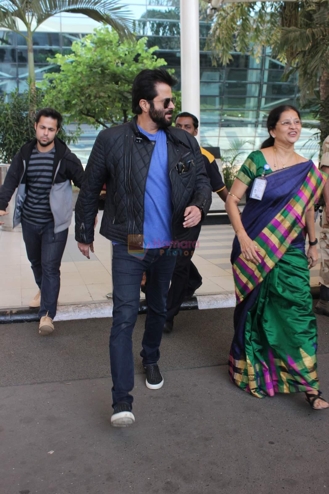 Anil Kapoor snapped at Airport on 15th Dec 2015