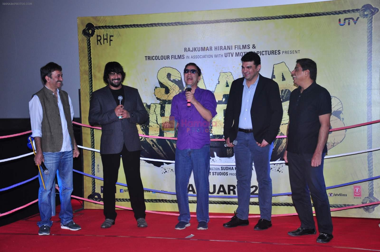 Rajkumar Hirani, Madhavan, Siddharth Roy Kapur, Ronnie Screwvala, Vidhu Vinod Chopra at Saala Khadoos film promotion on 15th Dec 2015
