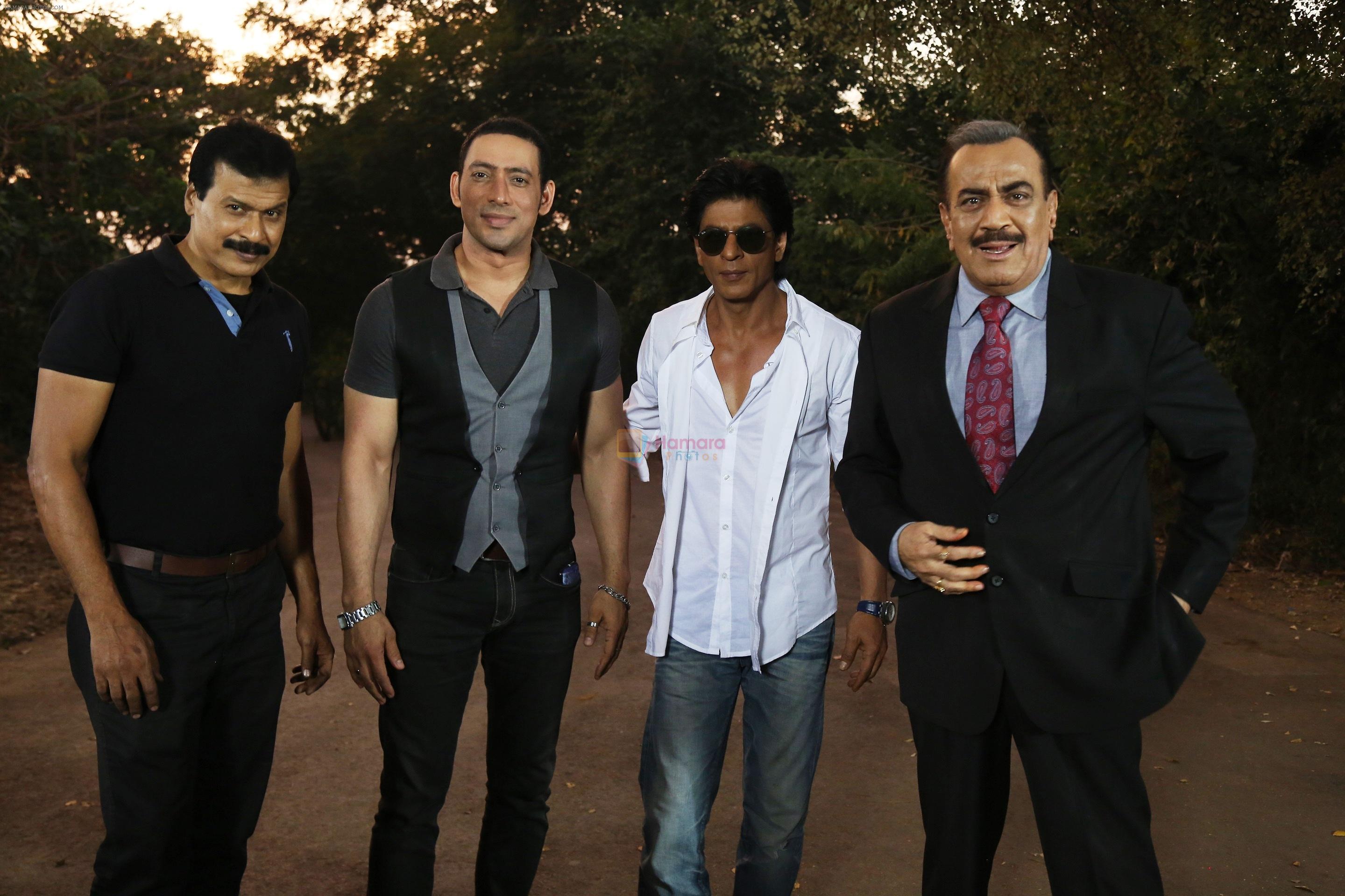 Shahrukh Khan on the sets of Sony Entertainment Television�s CID on 15th Dec 2015