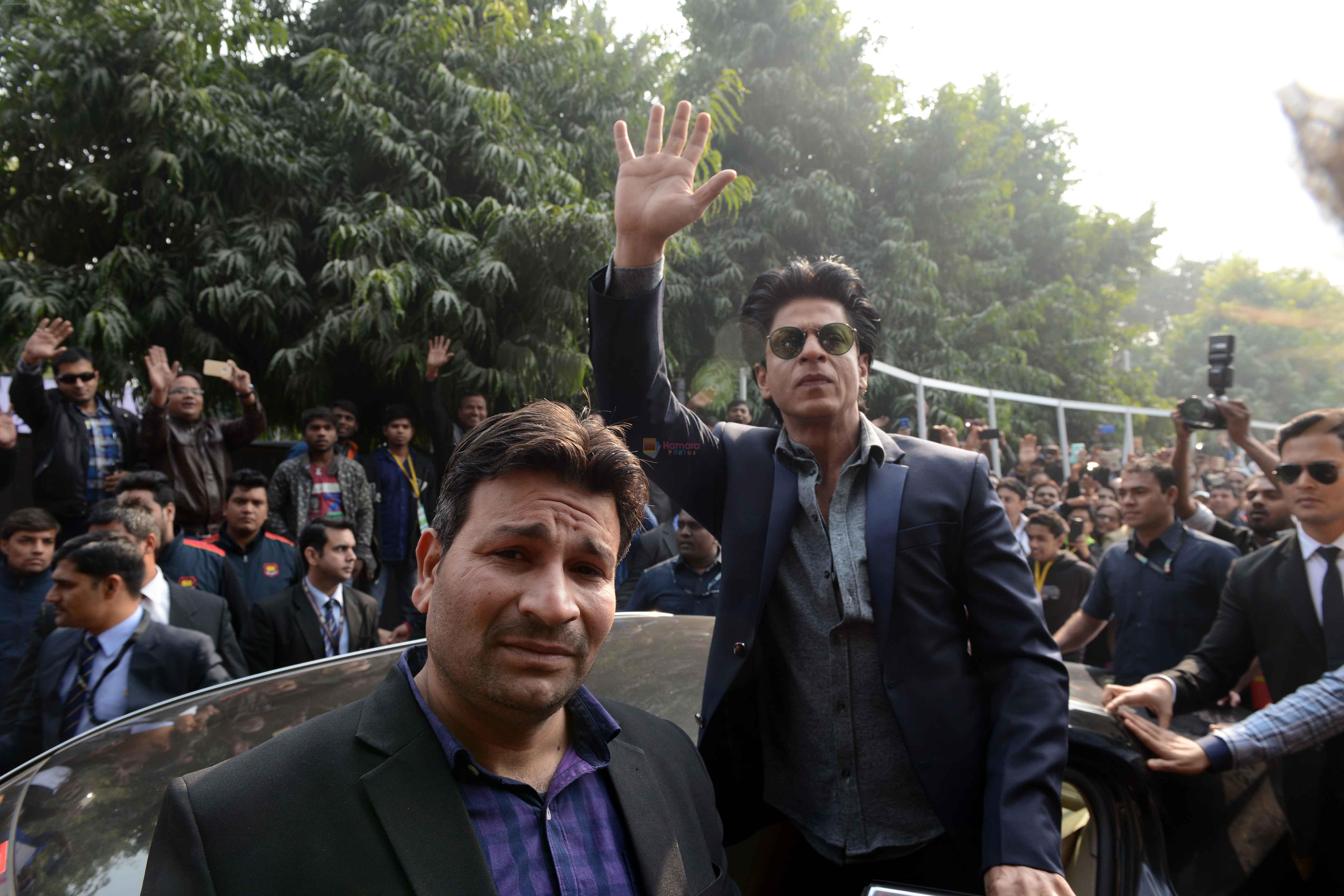 Shahrukh Khan during the Unveil of Exhibition of Asia's Largest Building Materials architecture and design Exhibitiona at Pragati Maidan in New Delhi on 17th Dec 2015