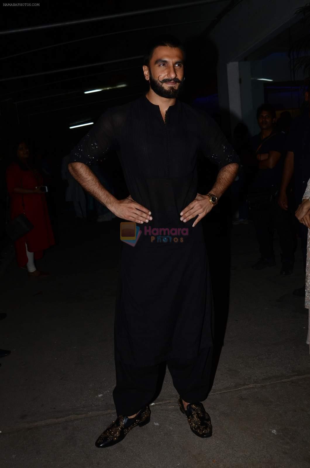 Ranveer Singh at Bajirao Mastani screening in Sunny Super Sound on 17th Dec 2015