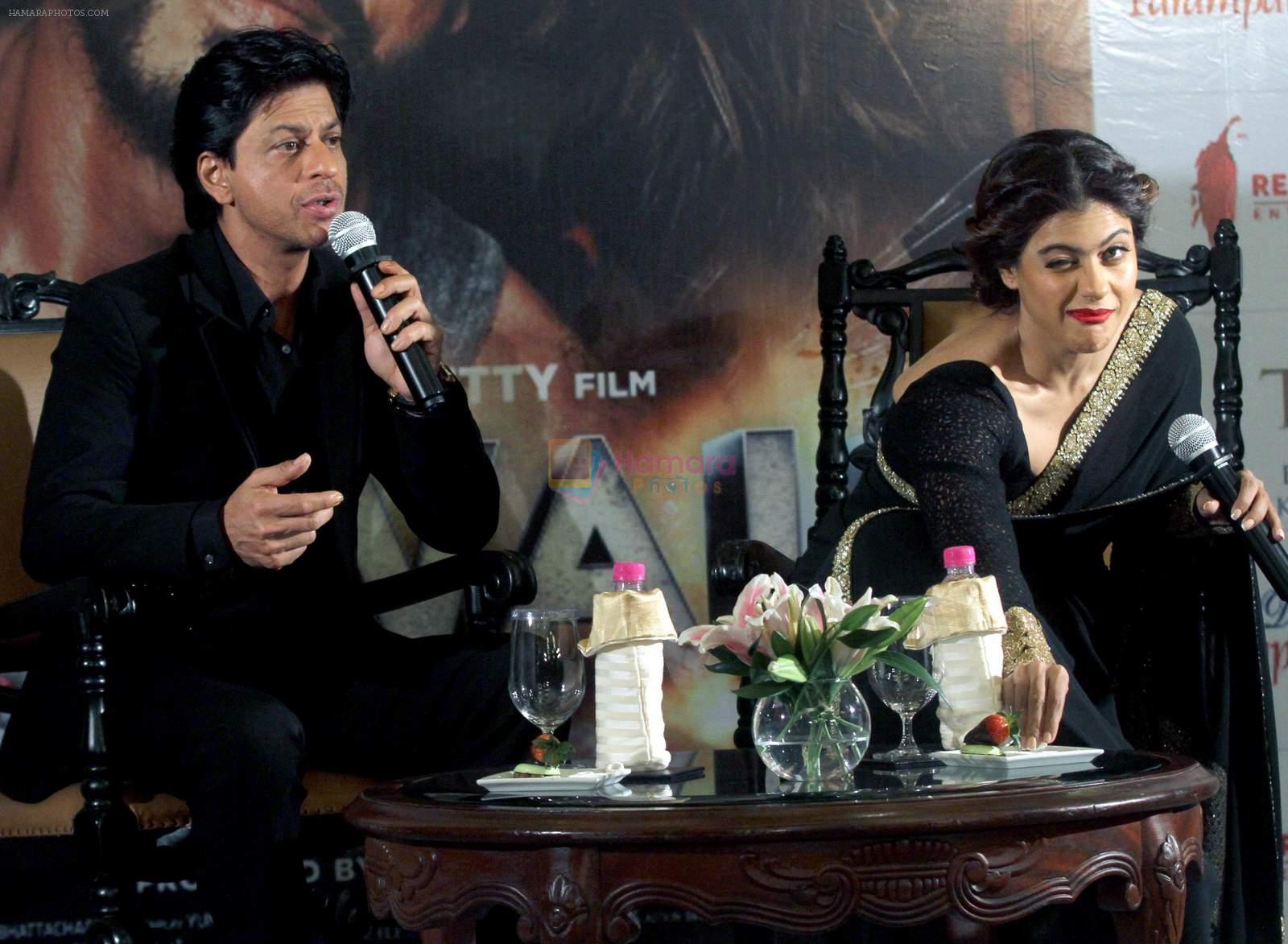 Shahrukh Khan and Kajol in Kolkatta for Dilwale promotions on 22nd Dec 2015