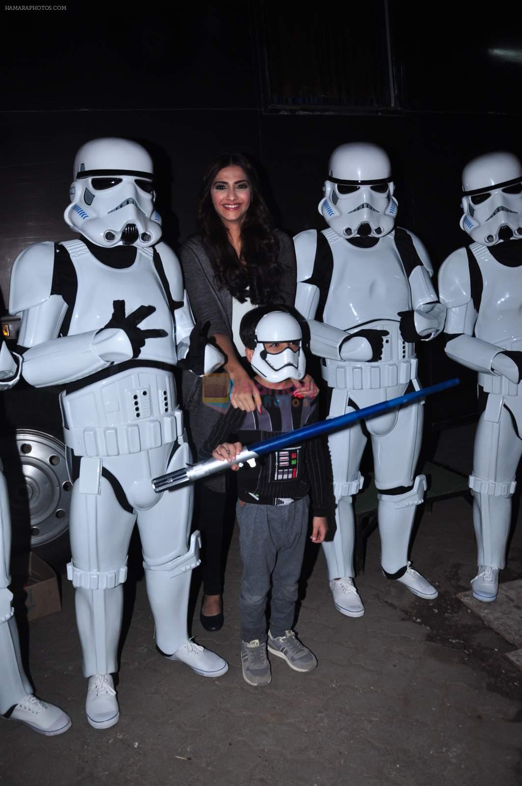 Sonam Kapoor promotes new Star Wars film on 22nd Dec 2015