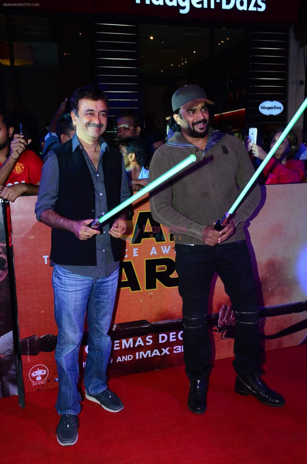 Madhavan, Rajkumar Hirani at Star Wars premiere on 23rd Dec 2015