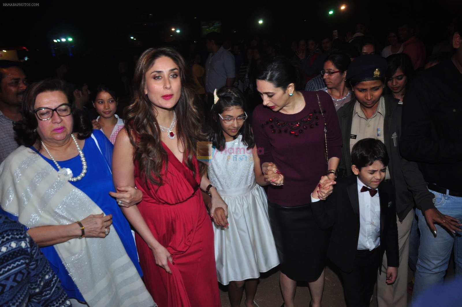 Kareena Kapoor, Karisma Kapoor, Babita Visit St. Marry Church For Christmas Eve on 25th Dec 2015
