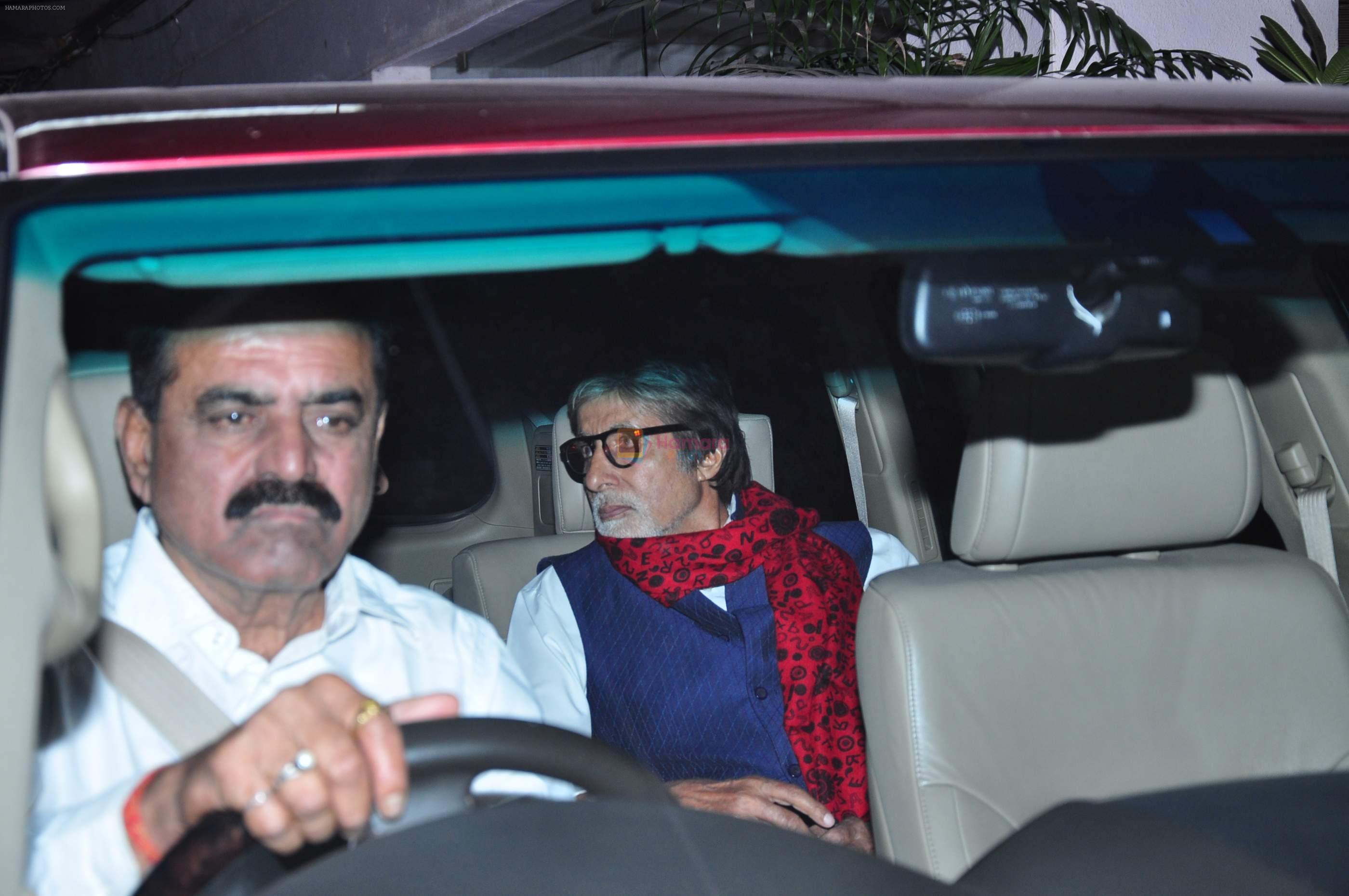 Amitabh Bachchan watches Wazir on 29th Dec 2015