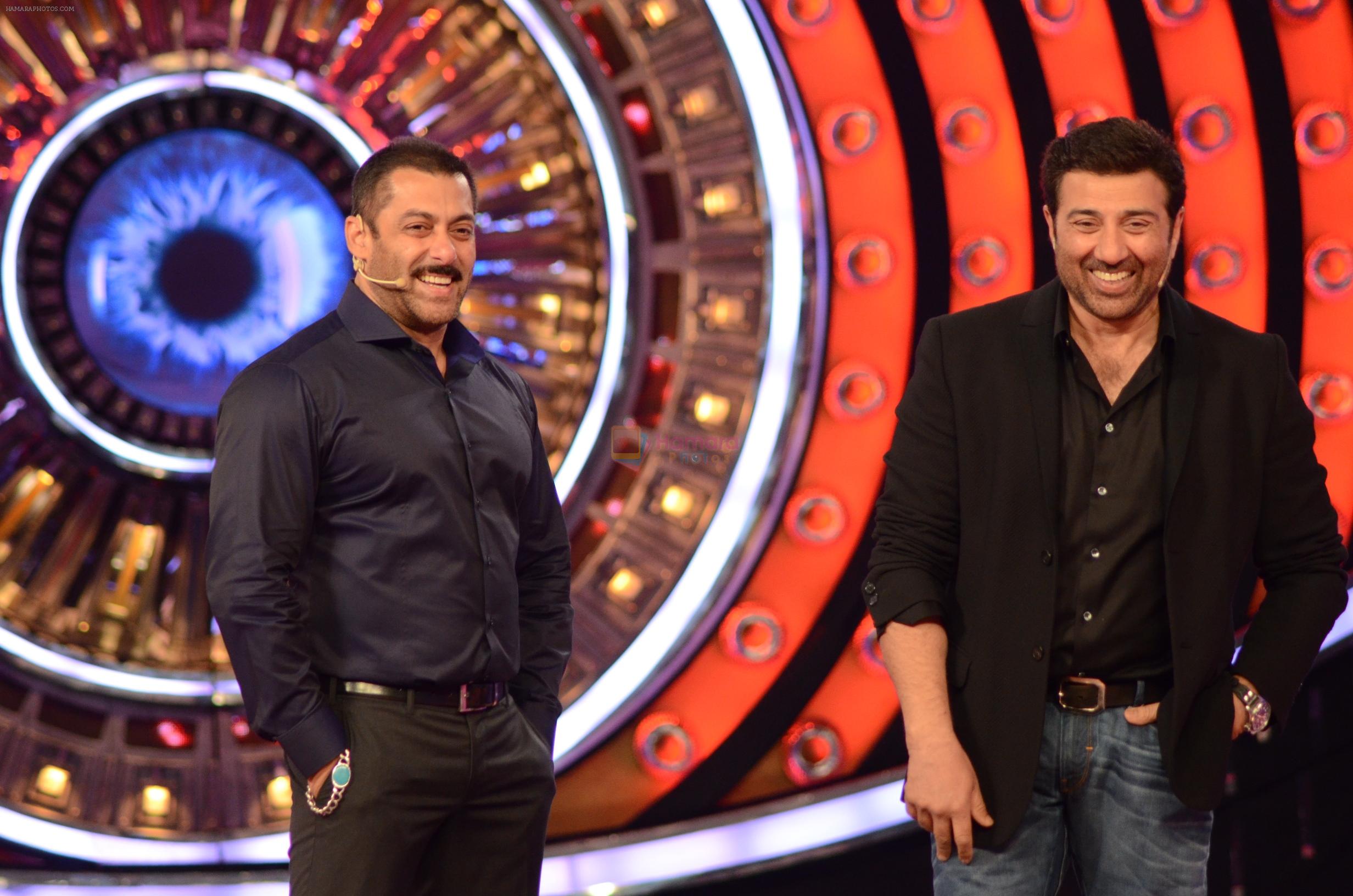 Sunny Deol promotes Ghayal Once Again on Bigg Boss Double Trouble