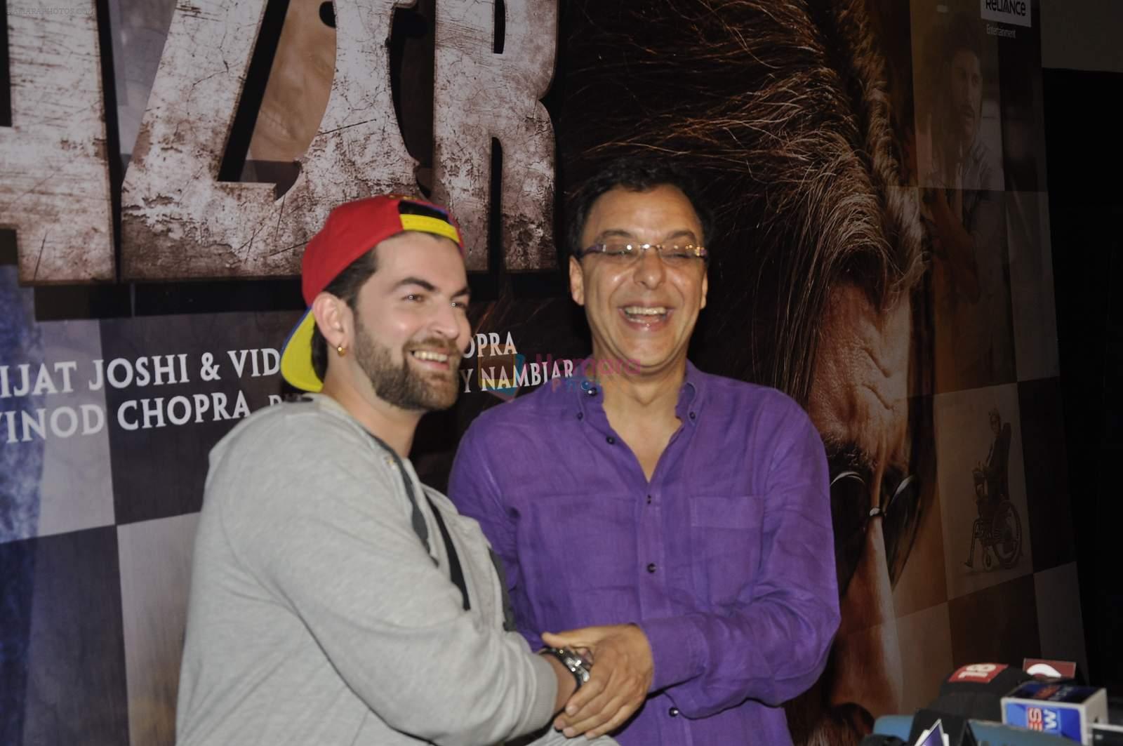 Neil Mukesh, Vidhu Vinod Chopra at Wazir screening in Mumbai on 7th Jan 2016