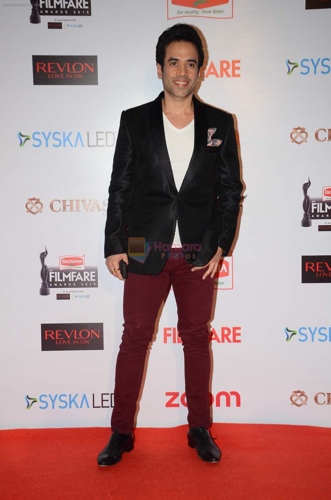 Tusshar Kapoor at Filmfare Nominations red carpet on 9th Jan 2016