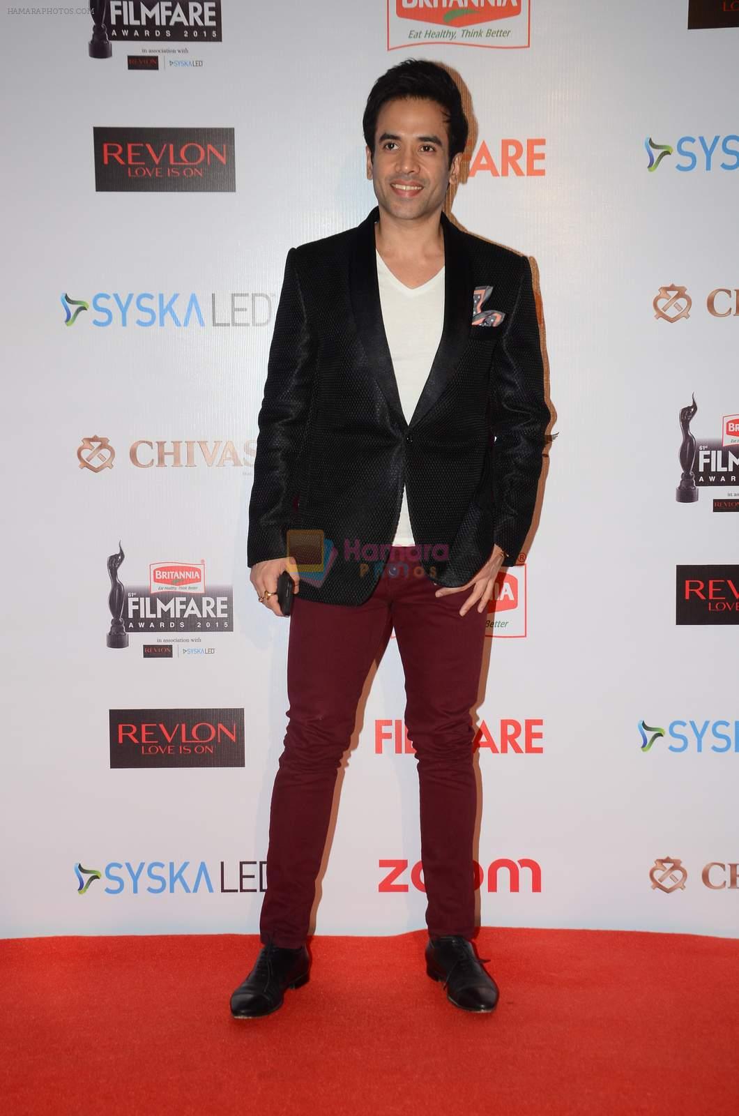 Tusshar Kapoor at Filmfare Nominations red carpet on 9th Jan 2016