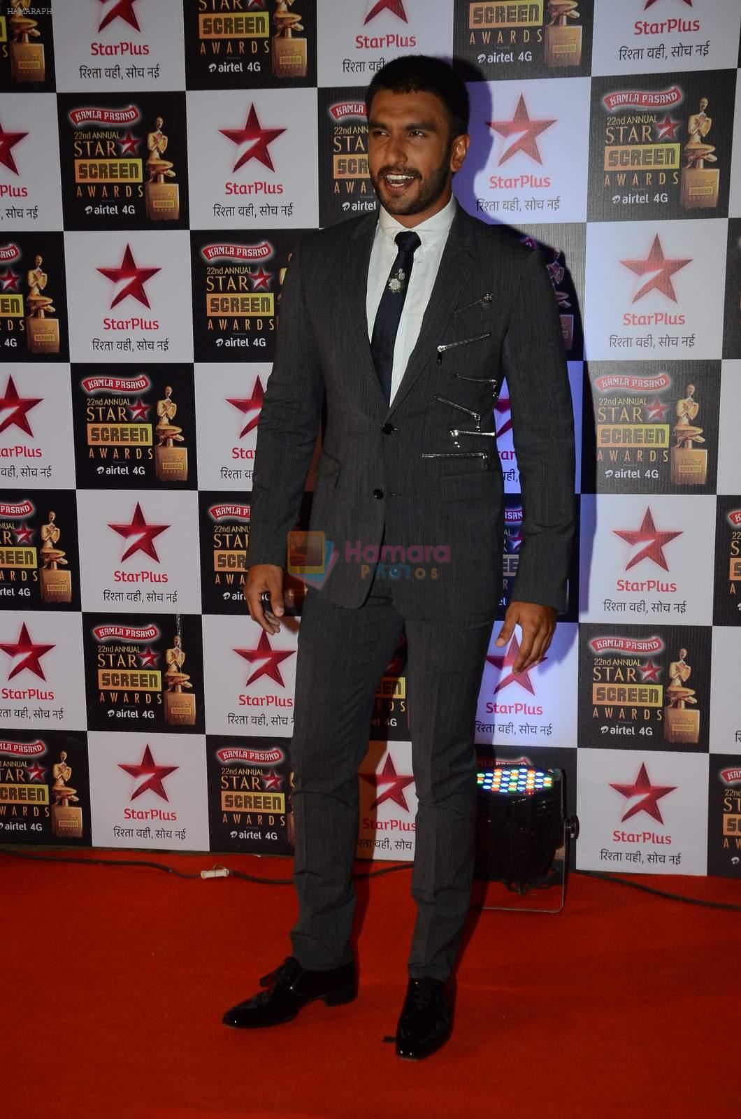 Ranveer Singh at Star Screen Awards Red Carpet on 8th Jan 2016