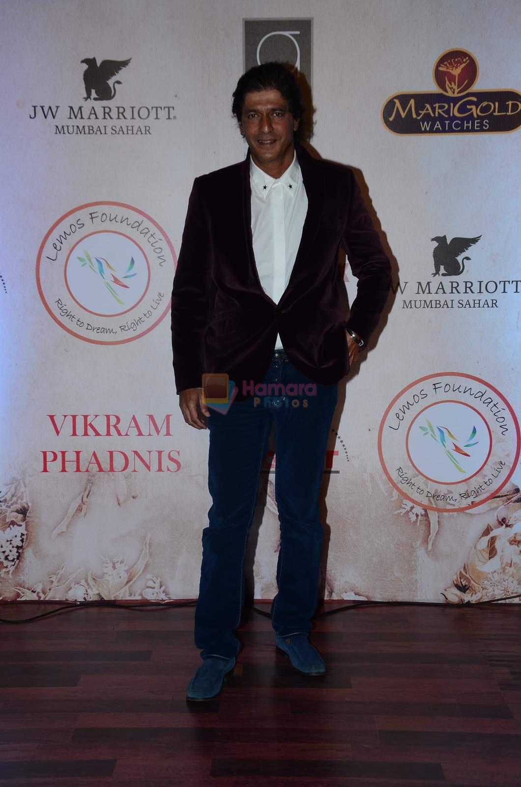 Chunky Pandey at Vikram Phadnis 25 years show on 16th Jan 2016