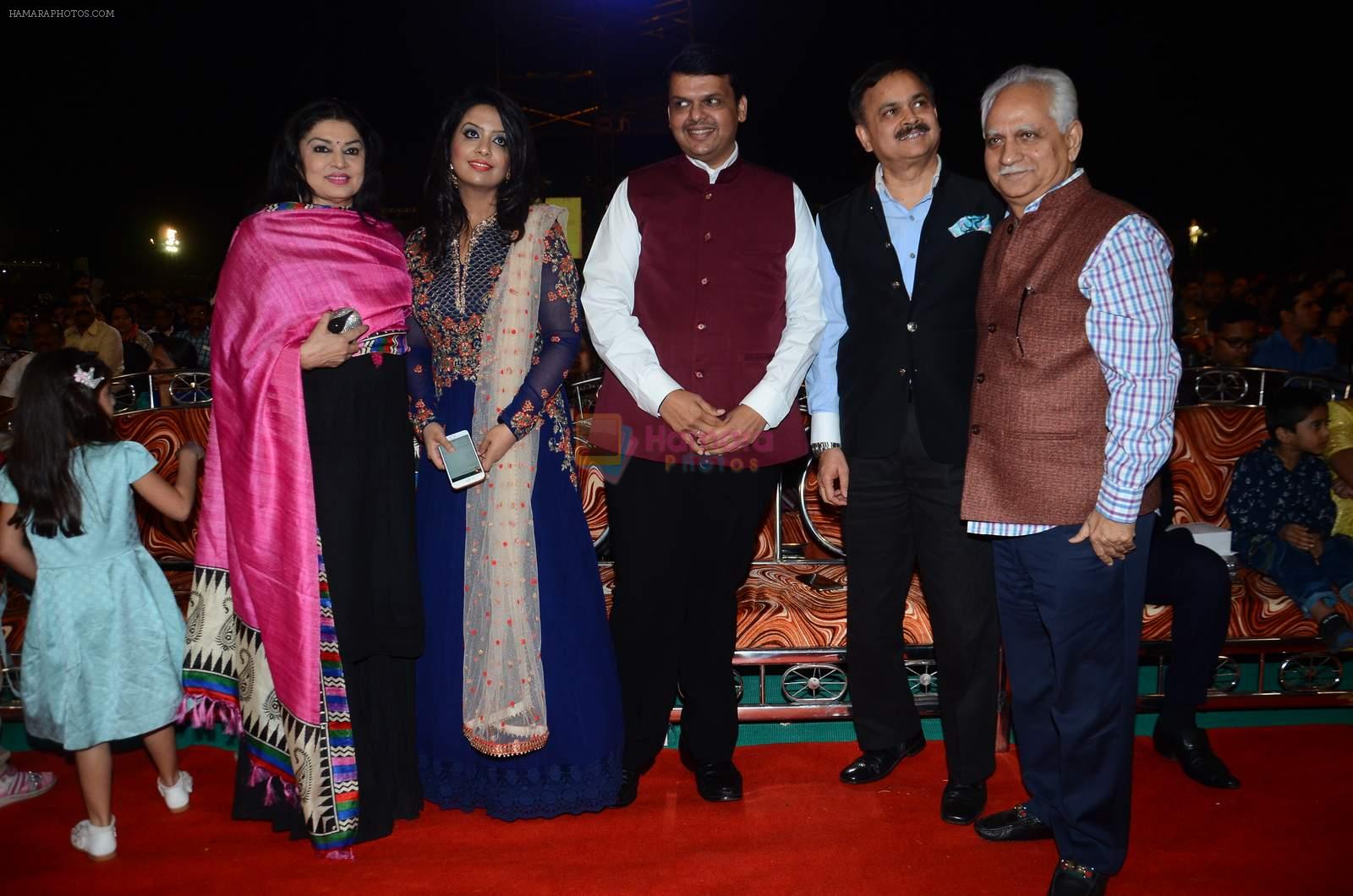 Ramesh Sippy at Umang police show on 19th Jan 2016