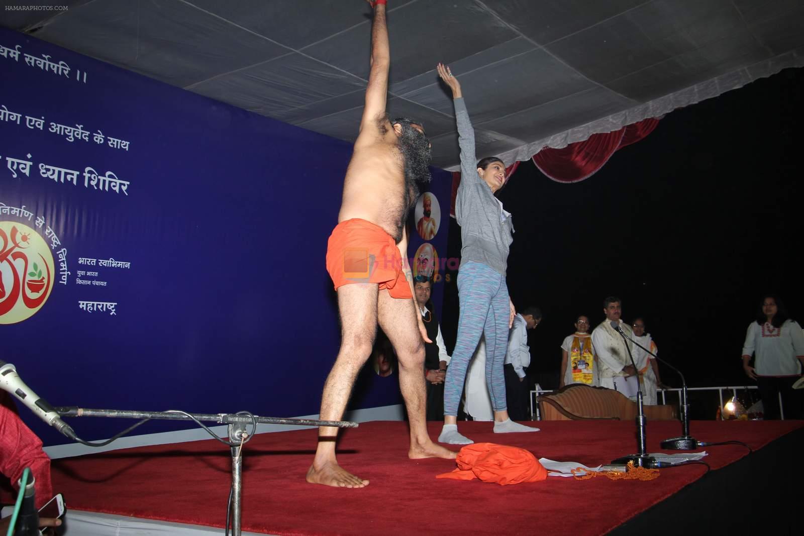Shilpa Shetty at Baba Ramdev Yoga camp early morning at 6.30 am on 20th Jan 2016
