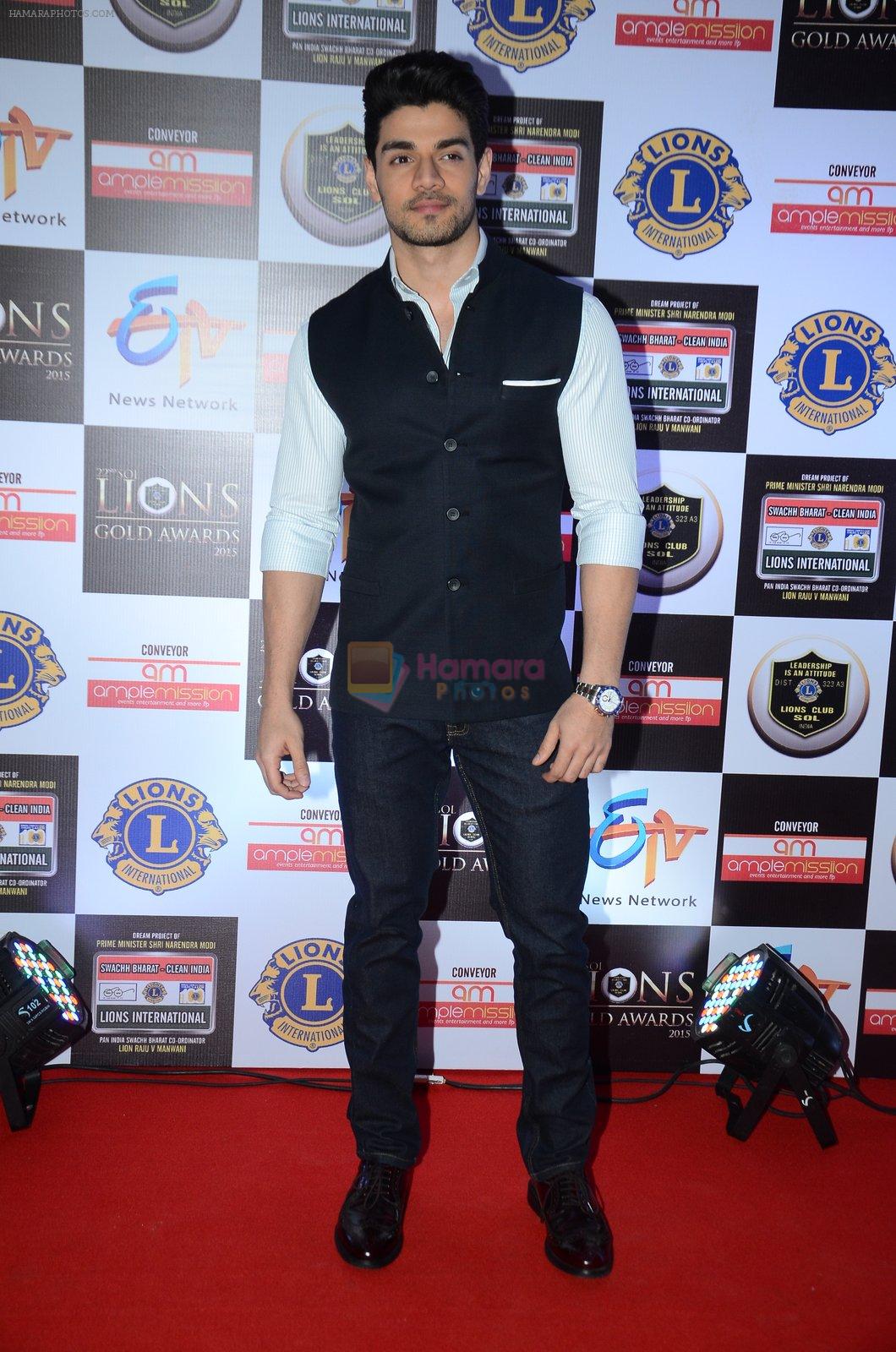Sooraj Pancholi at Lions Awards 2016 on 22nd Jan 2016